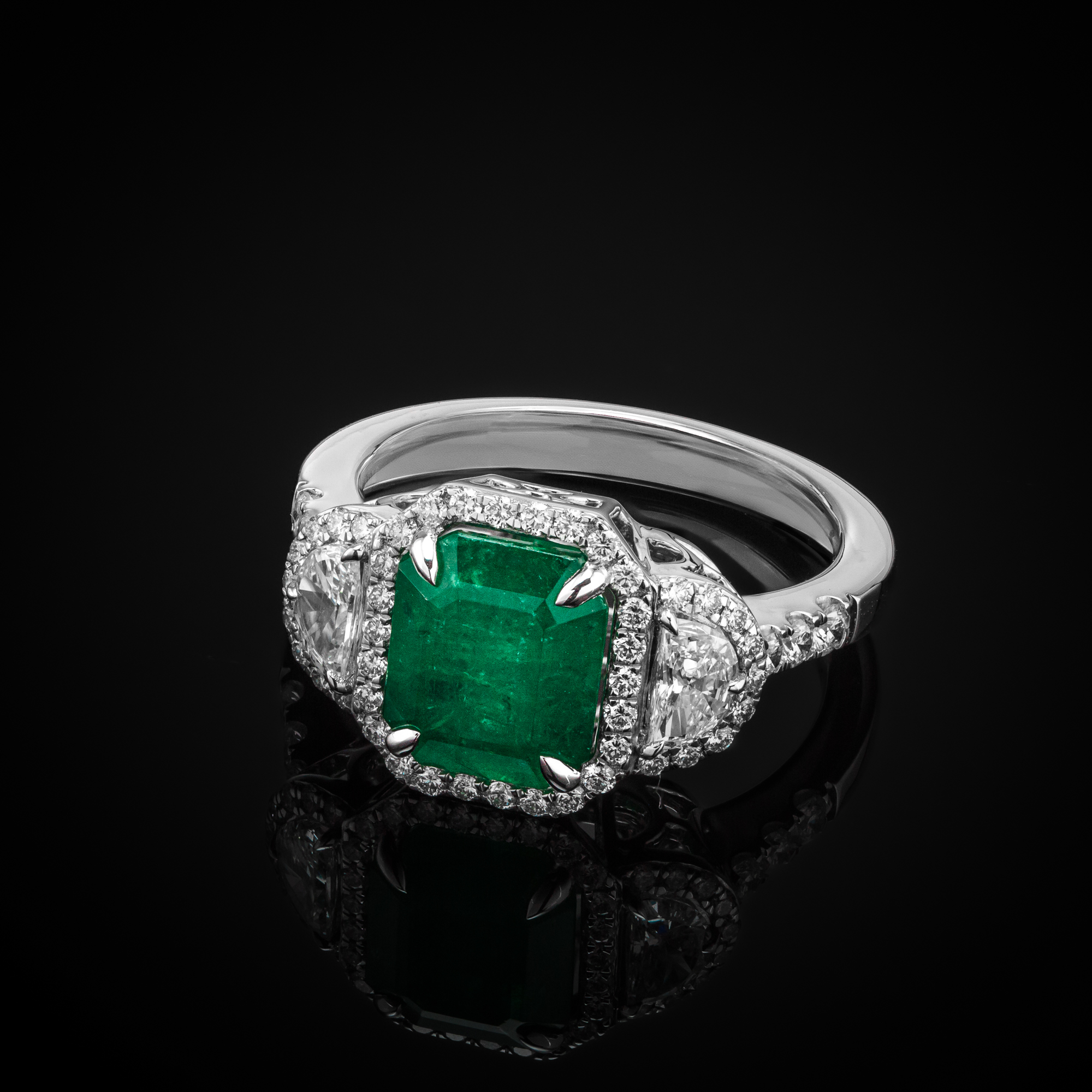 Pierścionek "RoyalEmerald™"