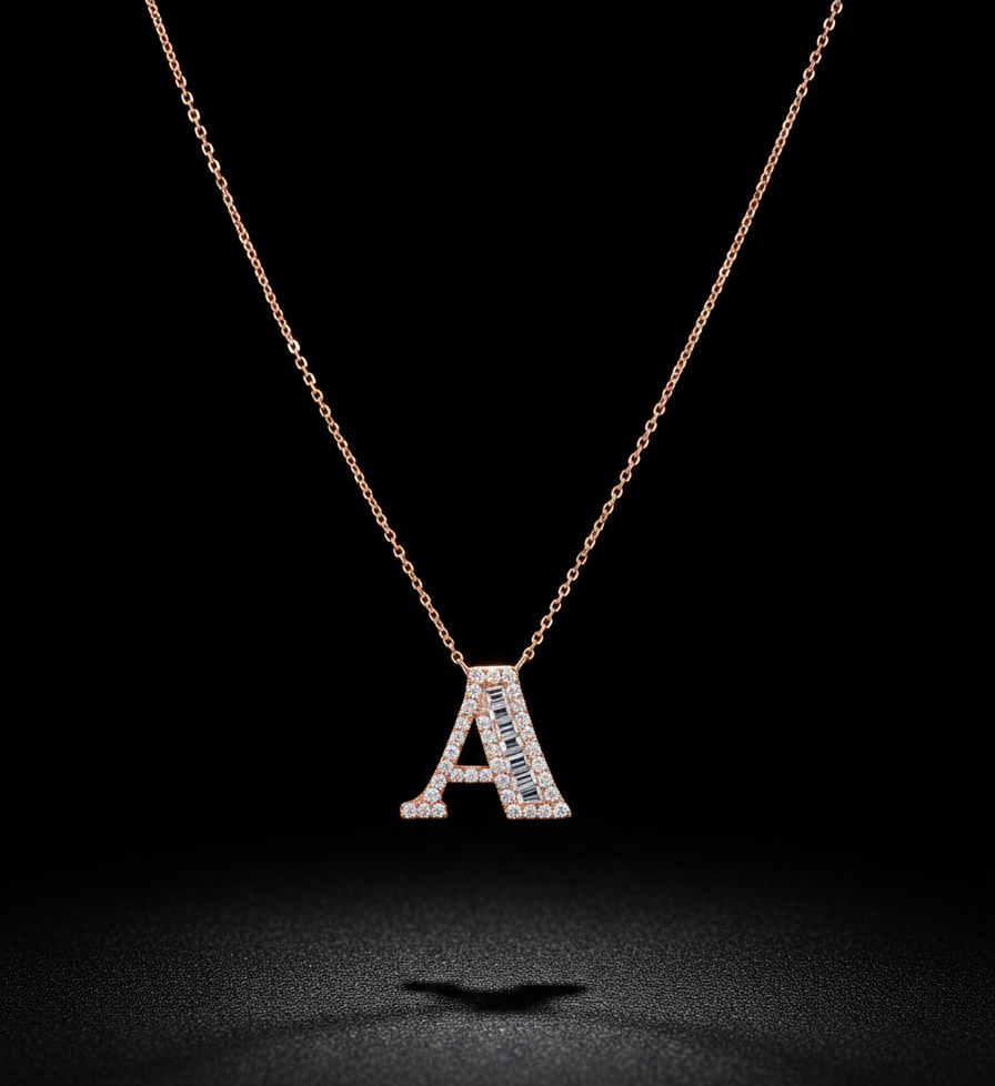Naszyjnik z literą A "Collier Première Lettre™"