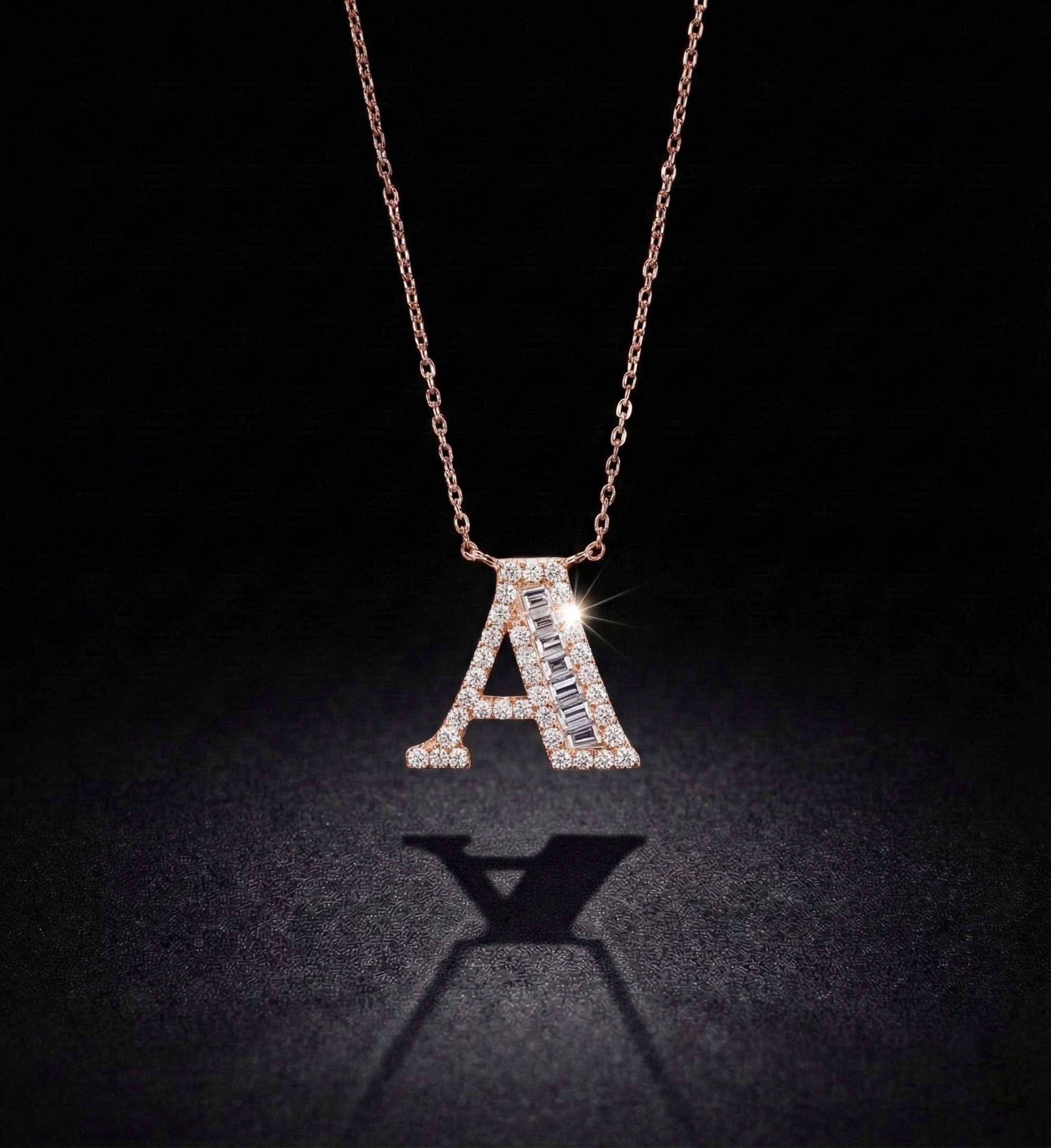 Naszyjnik z literą A "Collier Première Lettre™"