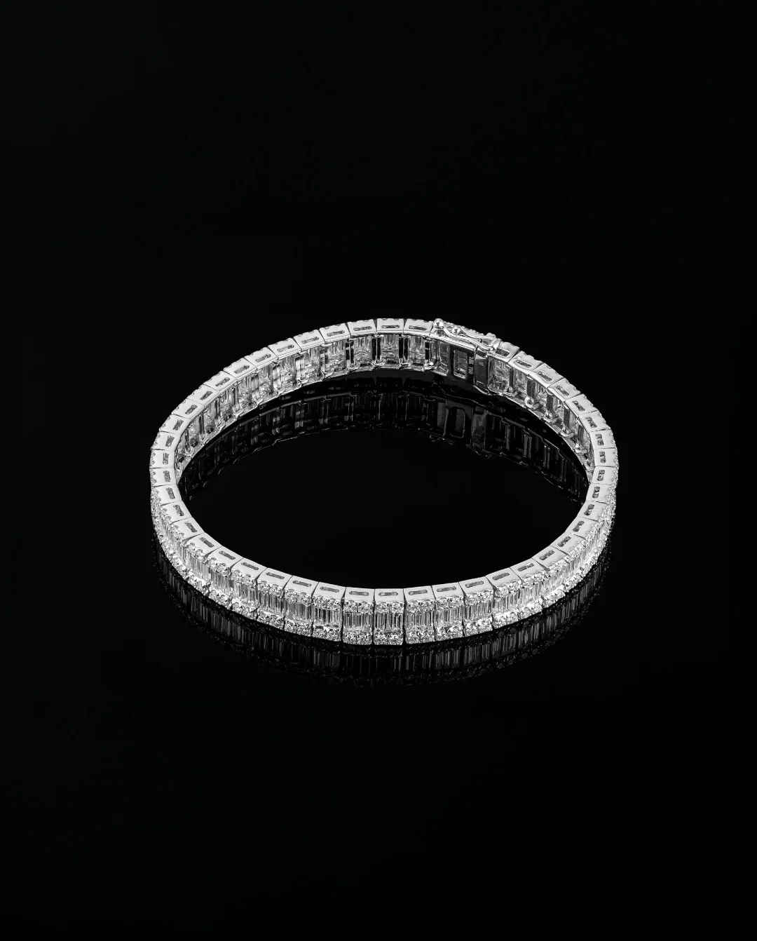 Bransoletka “InvisibleExcelsior™” 5.14 ct
