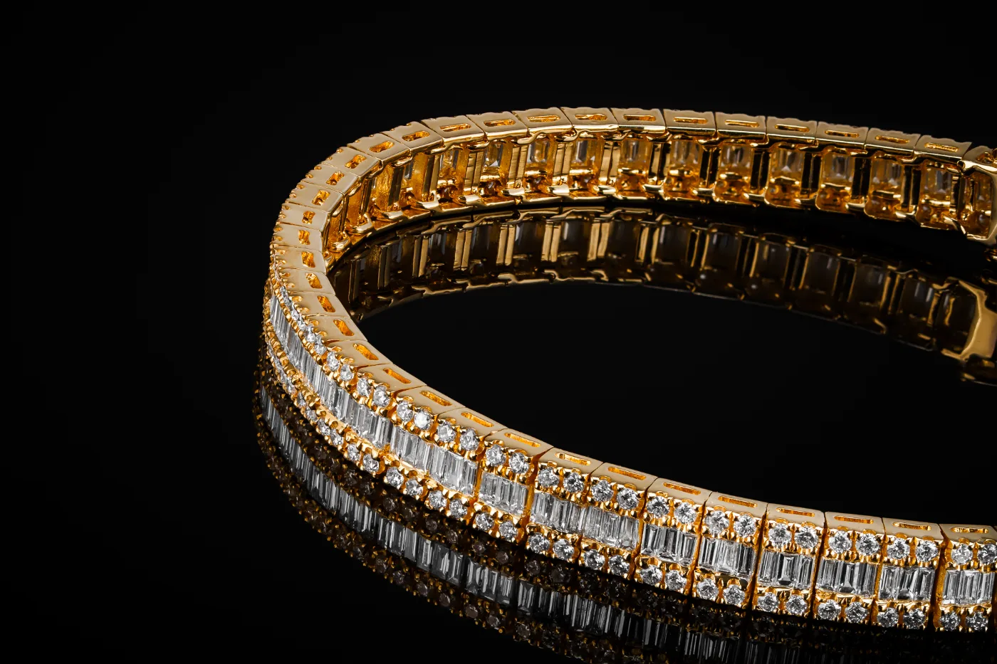 Bransoletka "InvisibleExcelsior™" 4.40ct