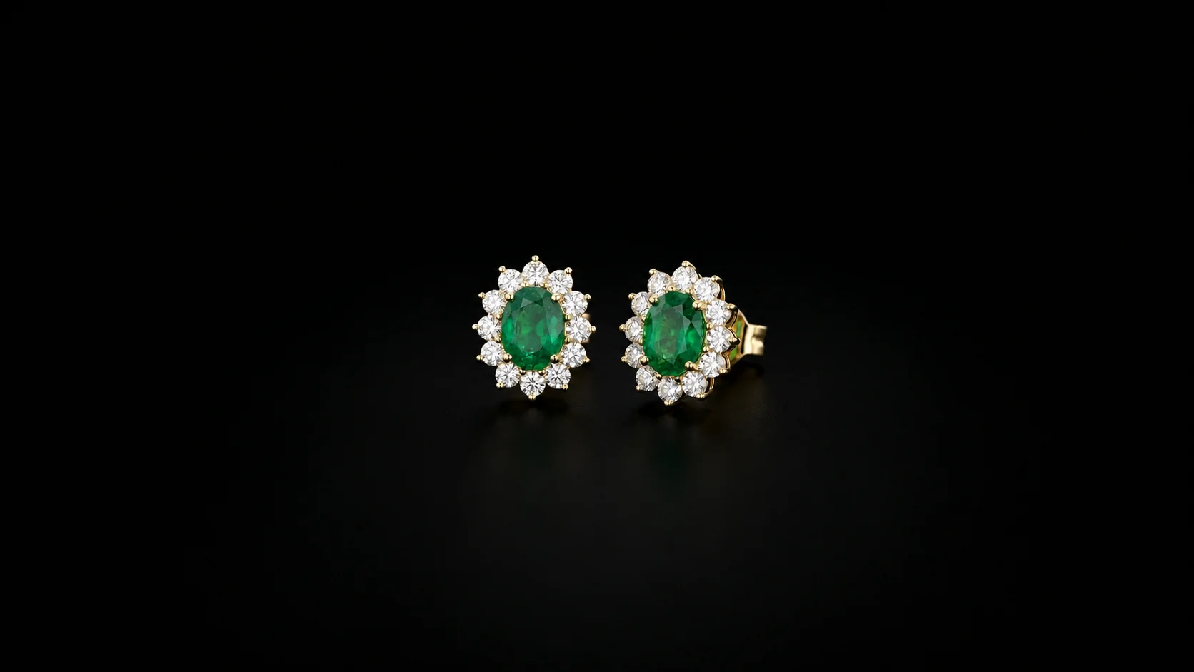 Kolczyki Kolczyki "EmeraldAllure™"