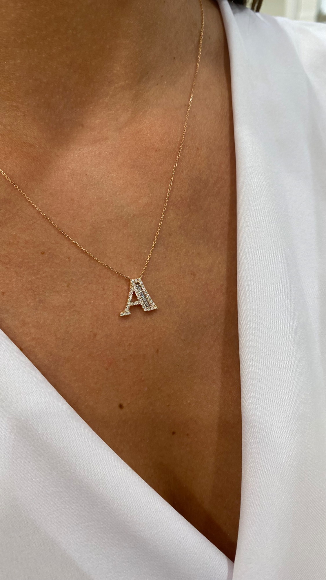 Naszyjnik z literą A "Collier Première Lettre™"