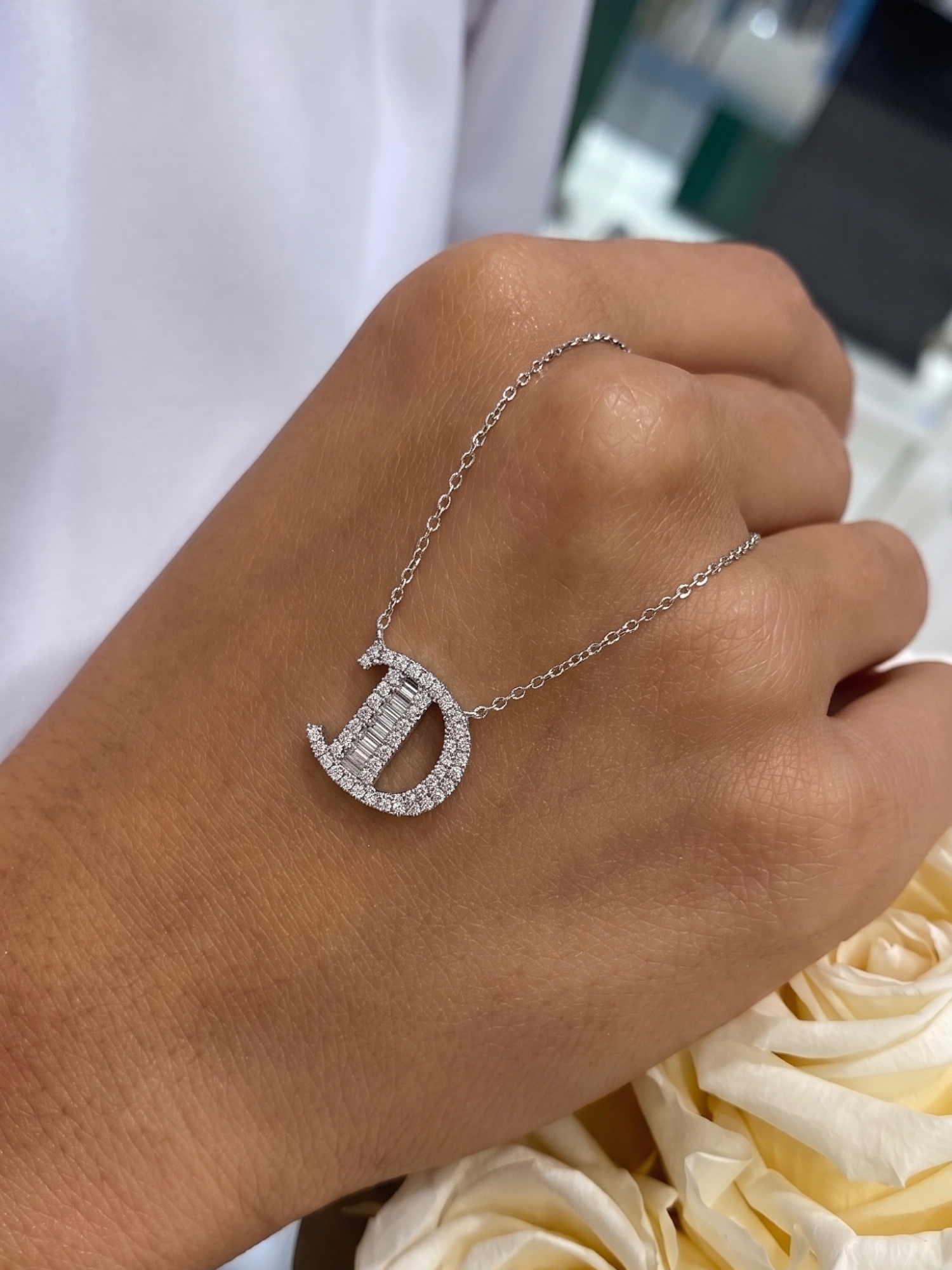Naszyjnik z literą D "Collier Première Lettre™"