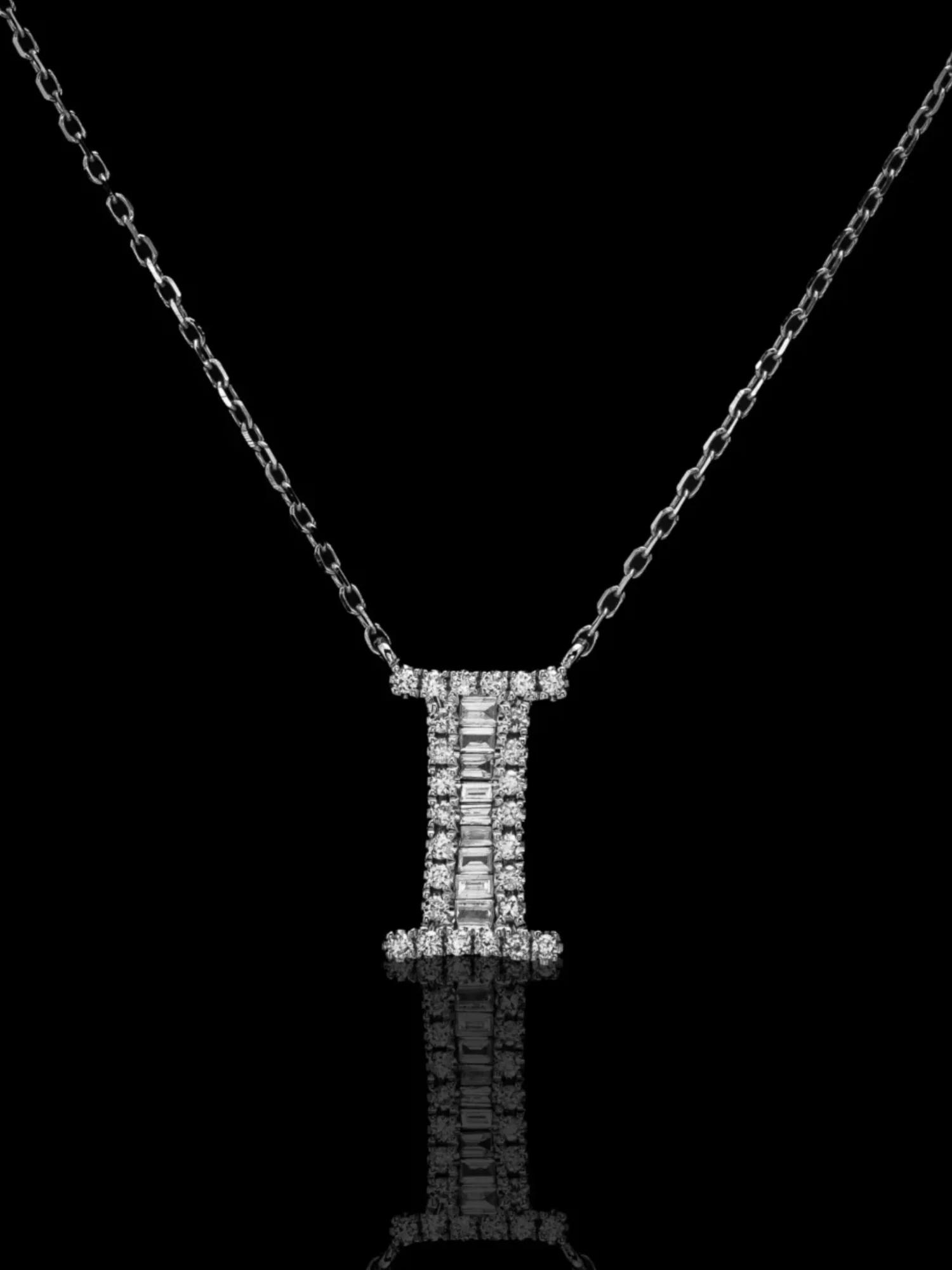 Naszyjnik z literą I "Collier Première Lettre™"