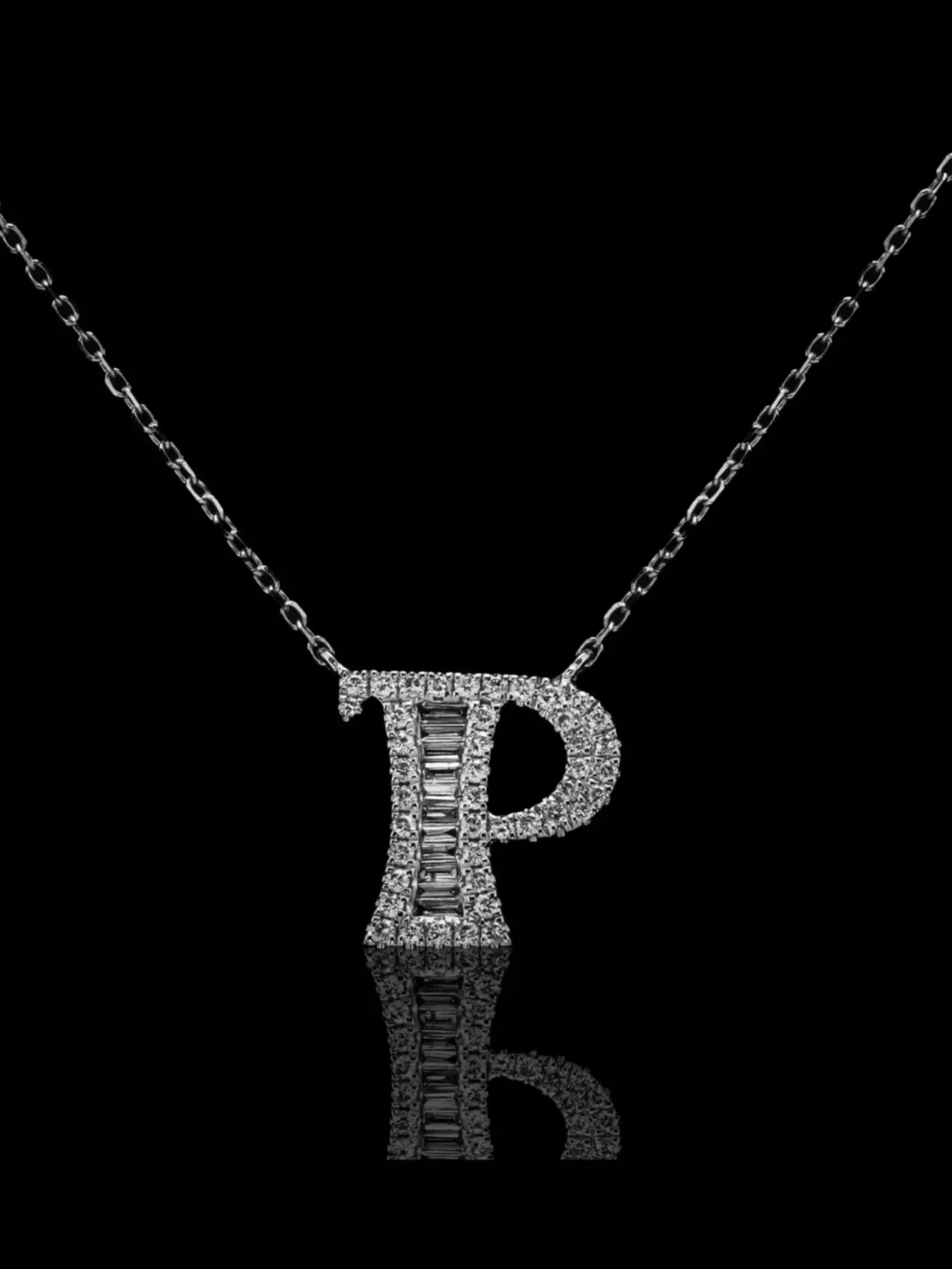 Naszyjnik z literą P "Collier Première Lettre™"