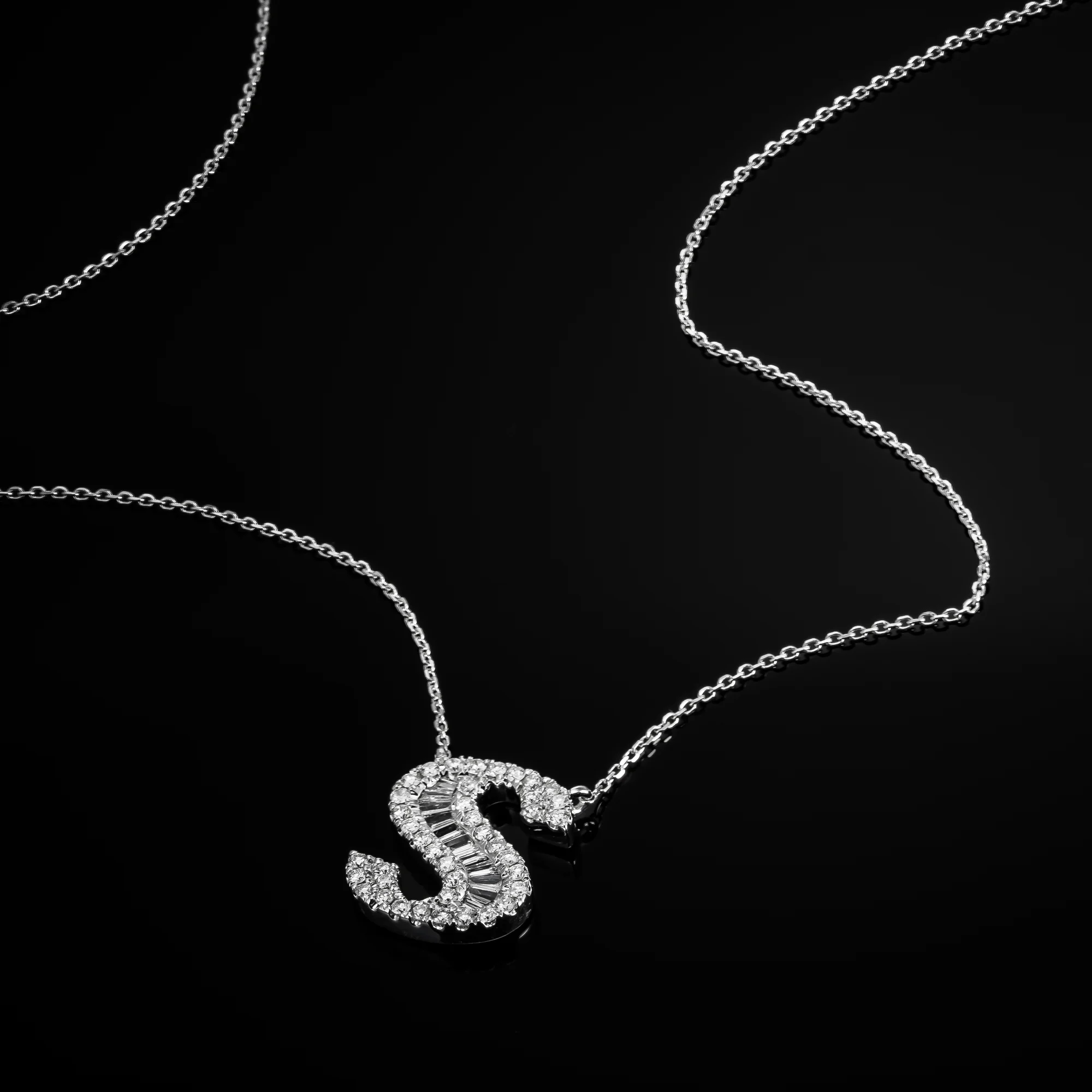 Naszyjnik z literą S "Collier Première Lettre™"