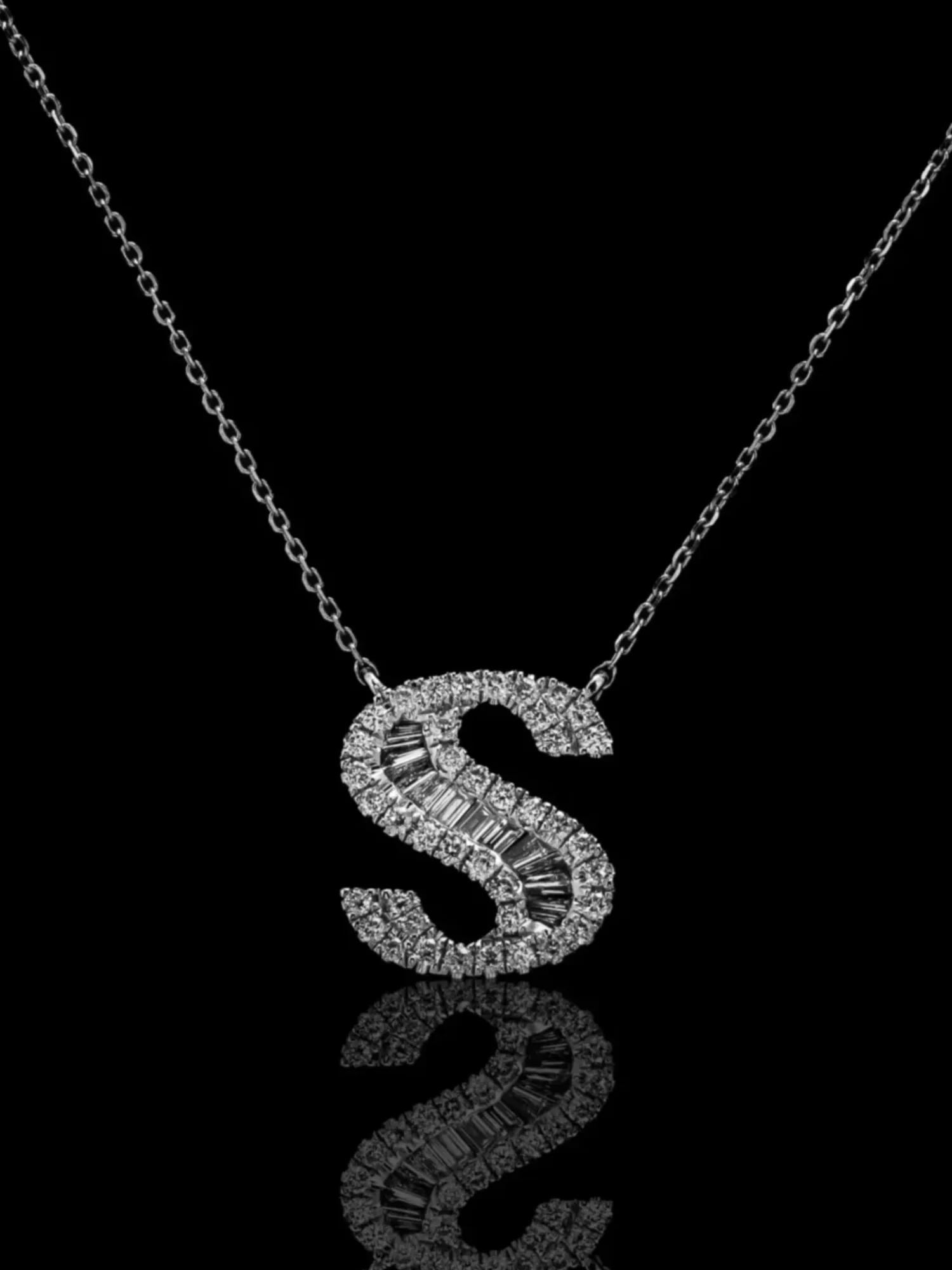 Naszyjnik z literą S "Collier Première Lettre™"