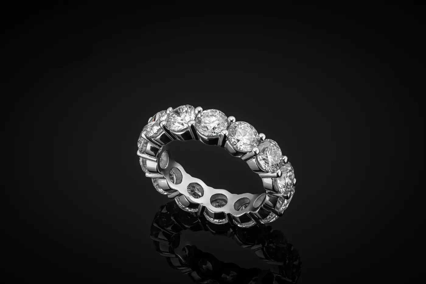 "Enduring Aureate Treasures™" 5.60ct Band, photo 5