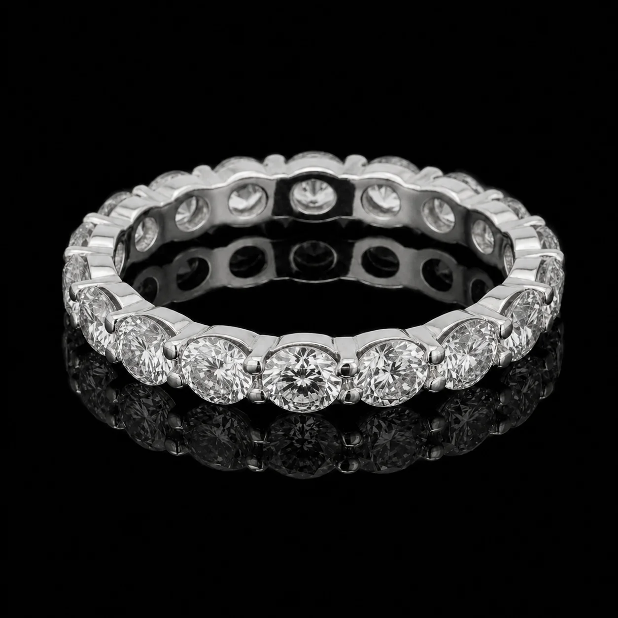 Obrączka „Eternity™" 2.50ct