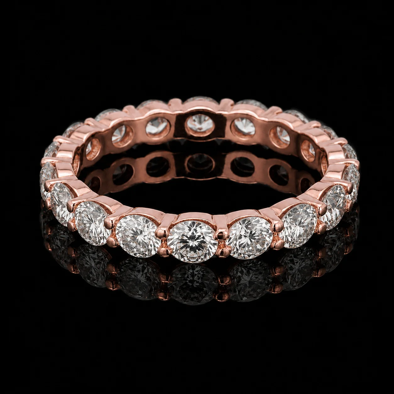 Obrączka „Eternity™" 2.50ct