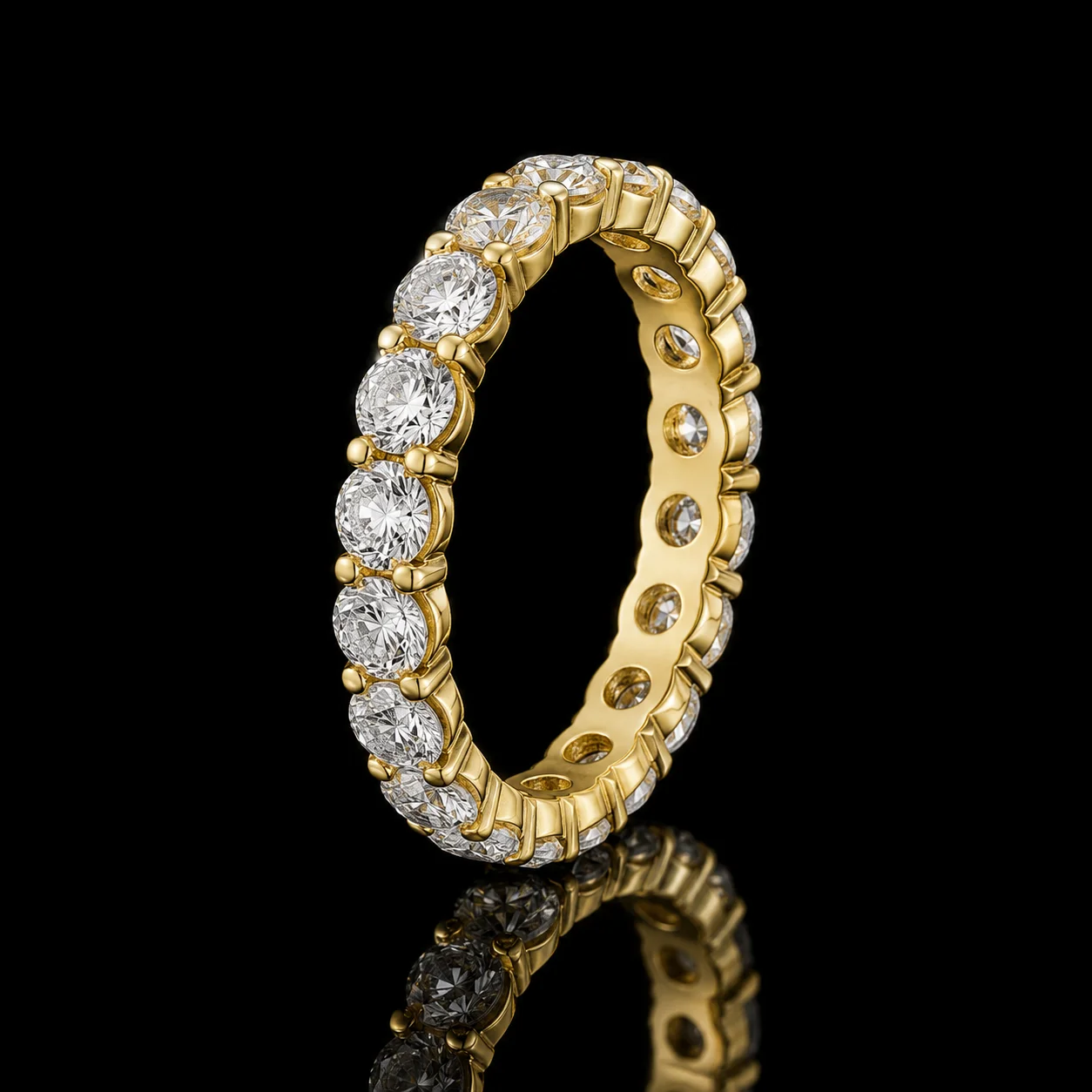 Obrączka „Eternity™" 2.50ct