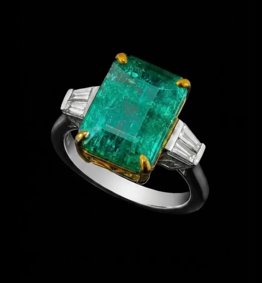 Pierścionek „EmeraldAscend™”