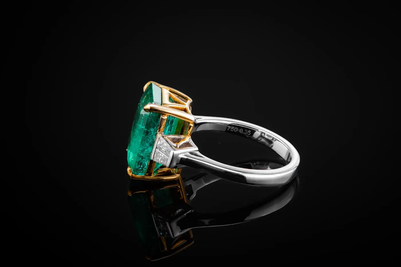 Pierścionek „EmeraldAscend™”