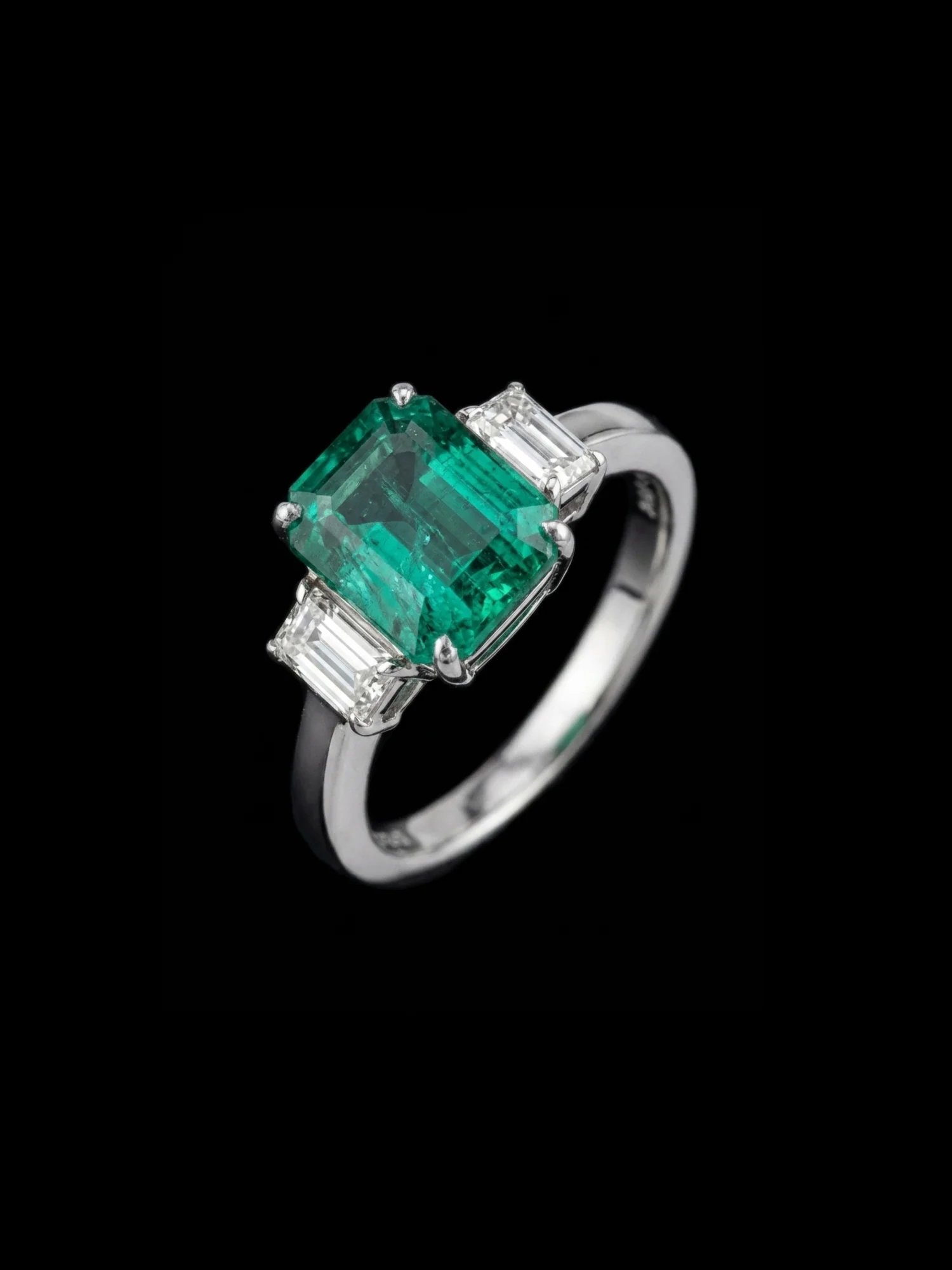 Pierścionek "EmeraldPromise™"