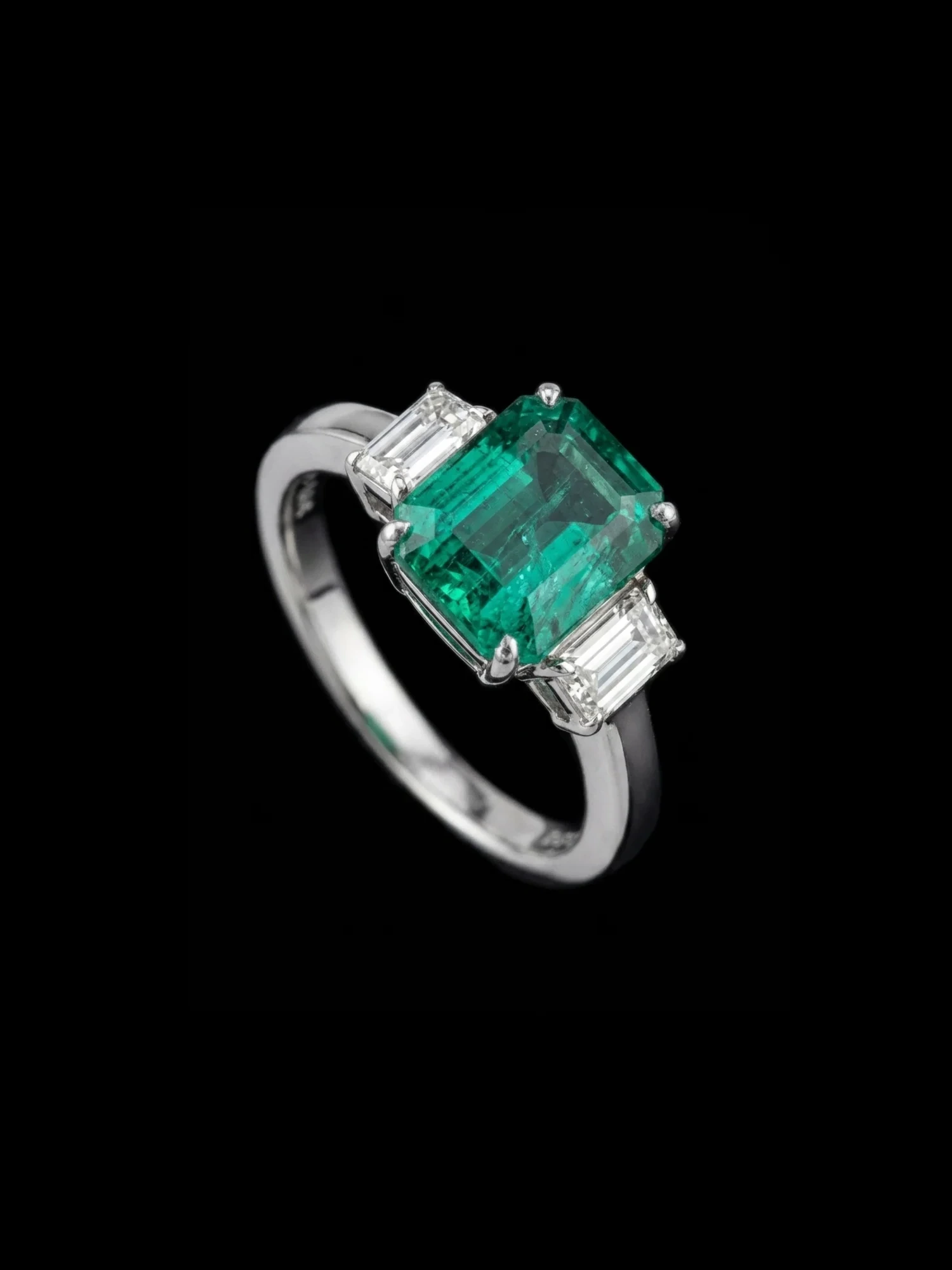 Pierścionek "EmeraldPromise™"