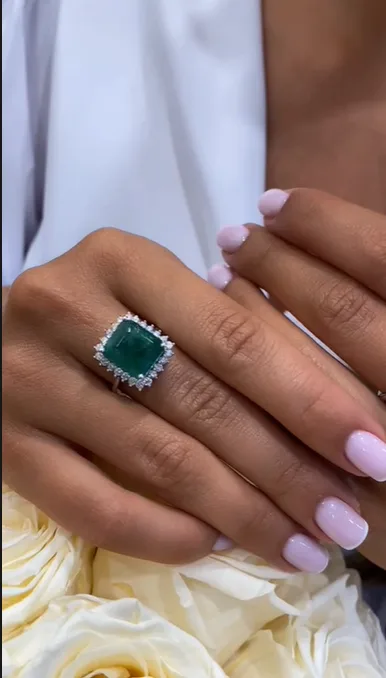 Pierścionek "EmeraldSovereign™"