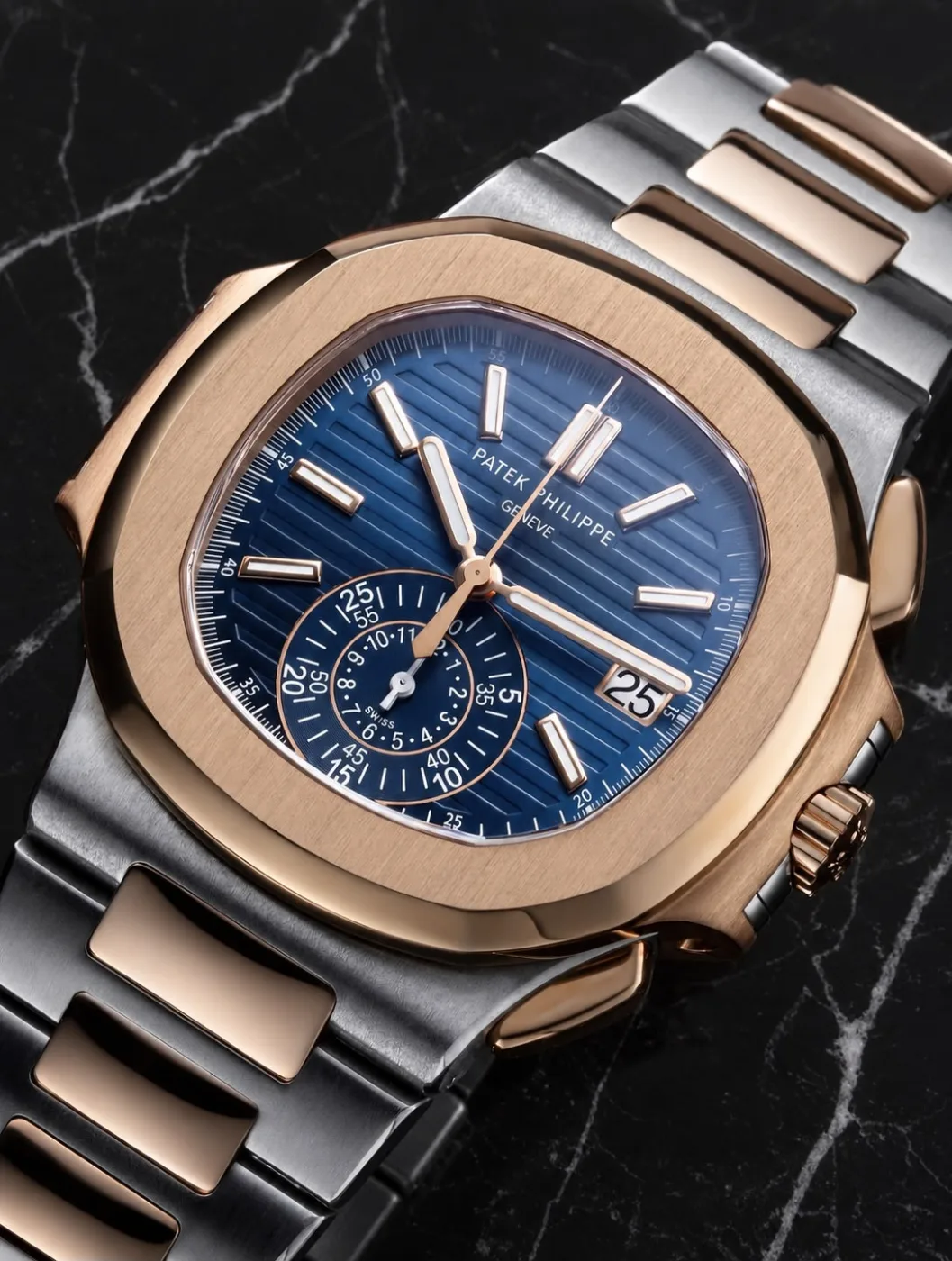 Patek Philippe Nautilus 5980/1AR-001 miniatura 2