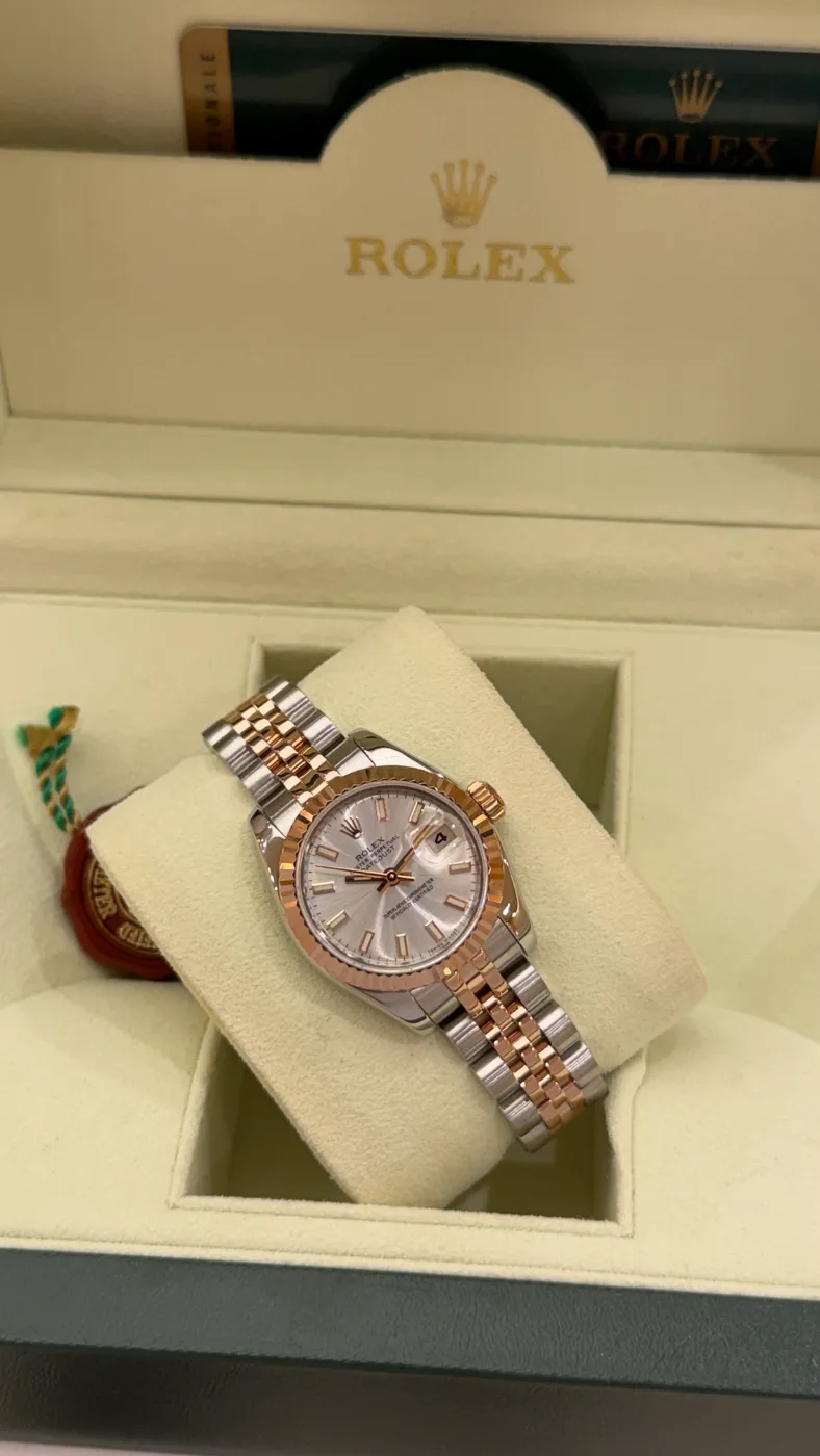 Rolex Lady-Datejust 179171 26 miniatura 4