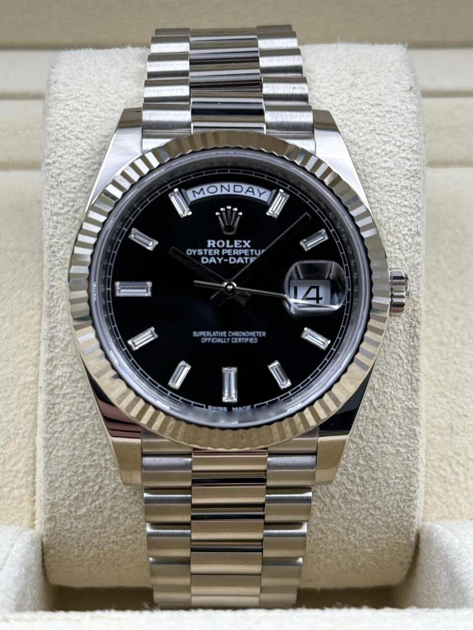 Rolex Daydate 40 228239 Whitegold Baguette dial miniatura 2