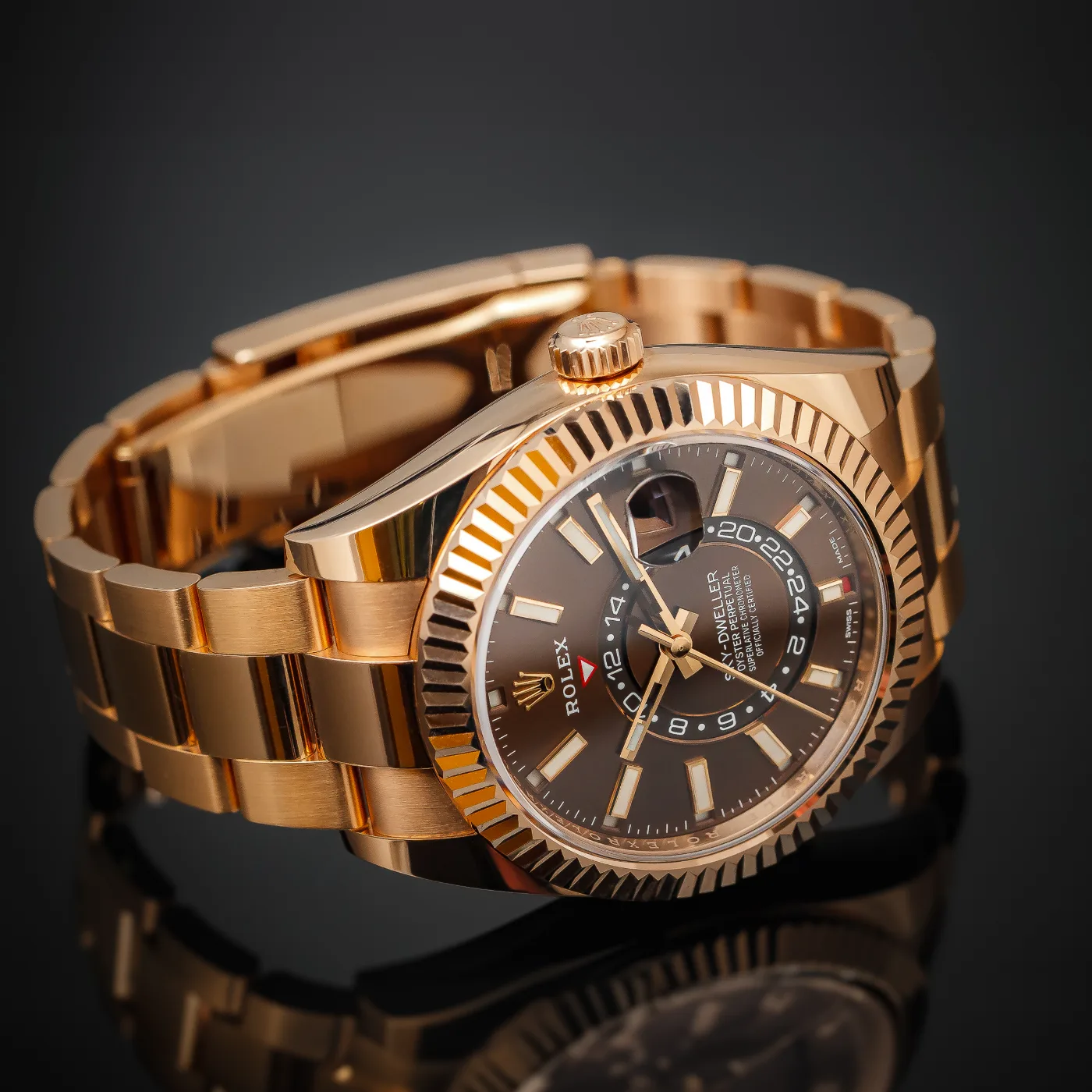 Rolex Sky-Dweller 326935-0006 Chocolate Dial w 18-karatowym złocie Everose.
