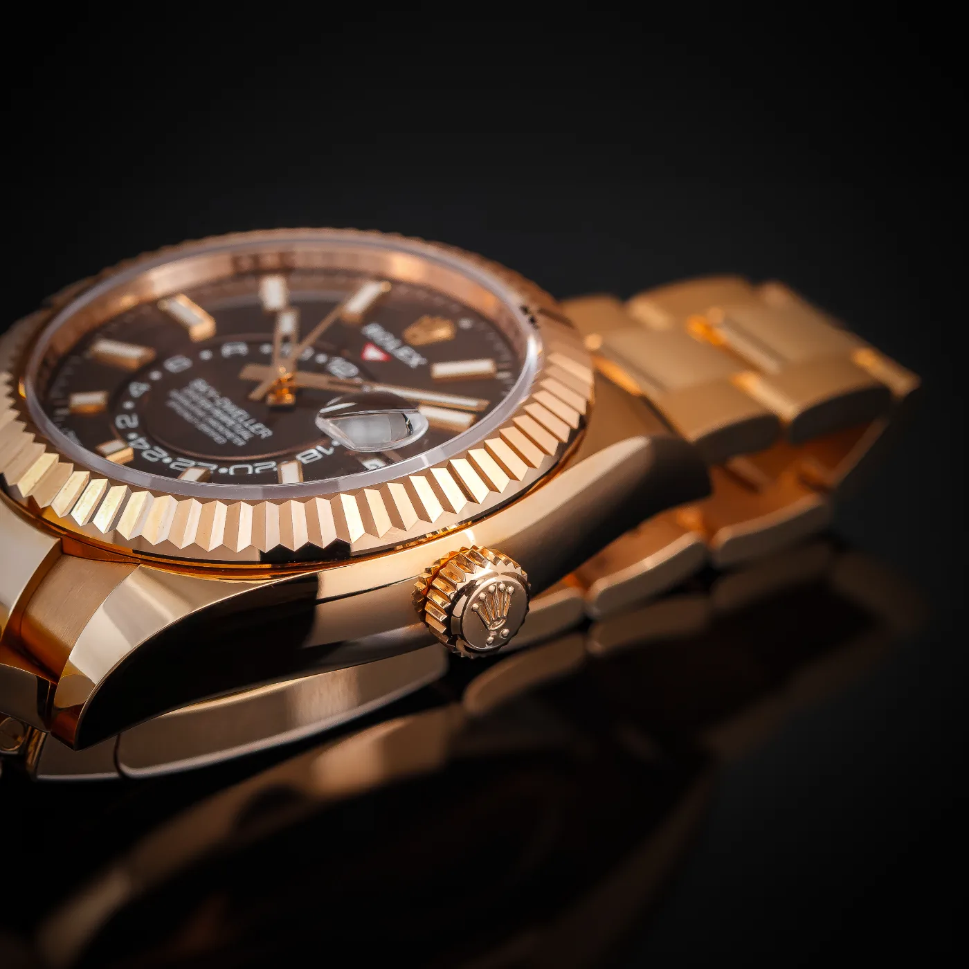 Rolex Sky-Dweller 326935-0006 Chocolate Dial w 18-karatowym złocie Everose.