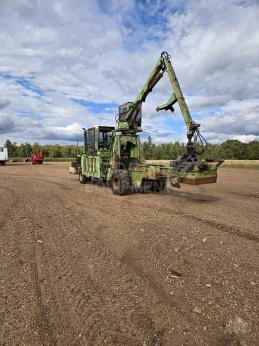 HAHN 110 Harvester with Ryans Grapple Saw