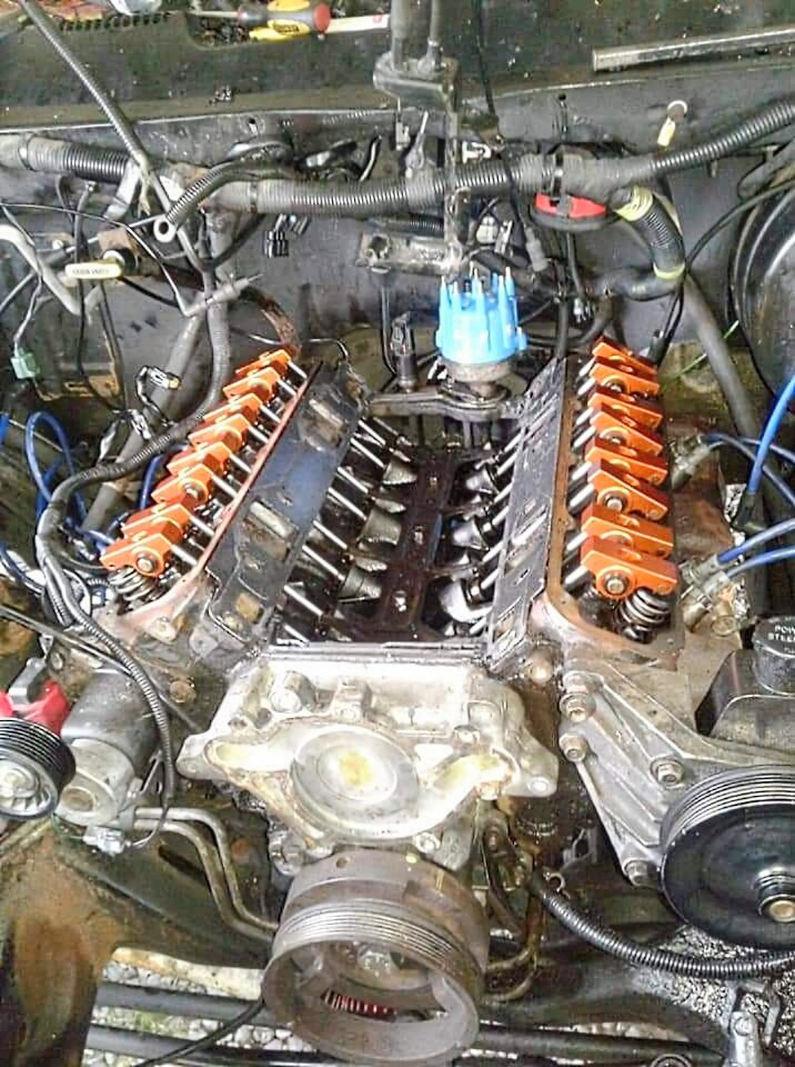 5.9 Magnum engine build