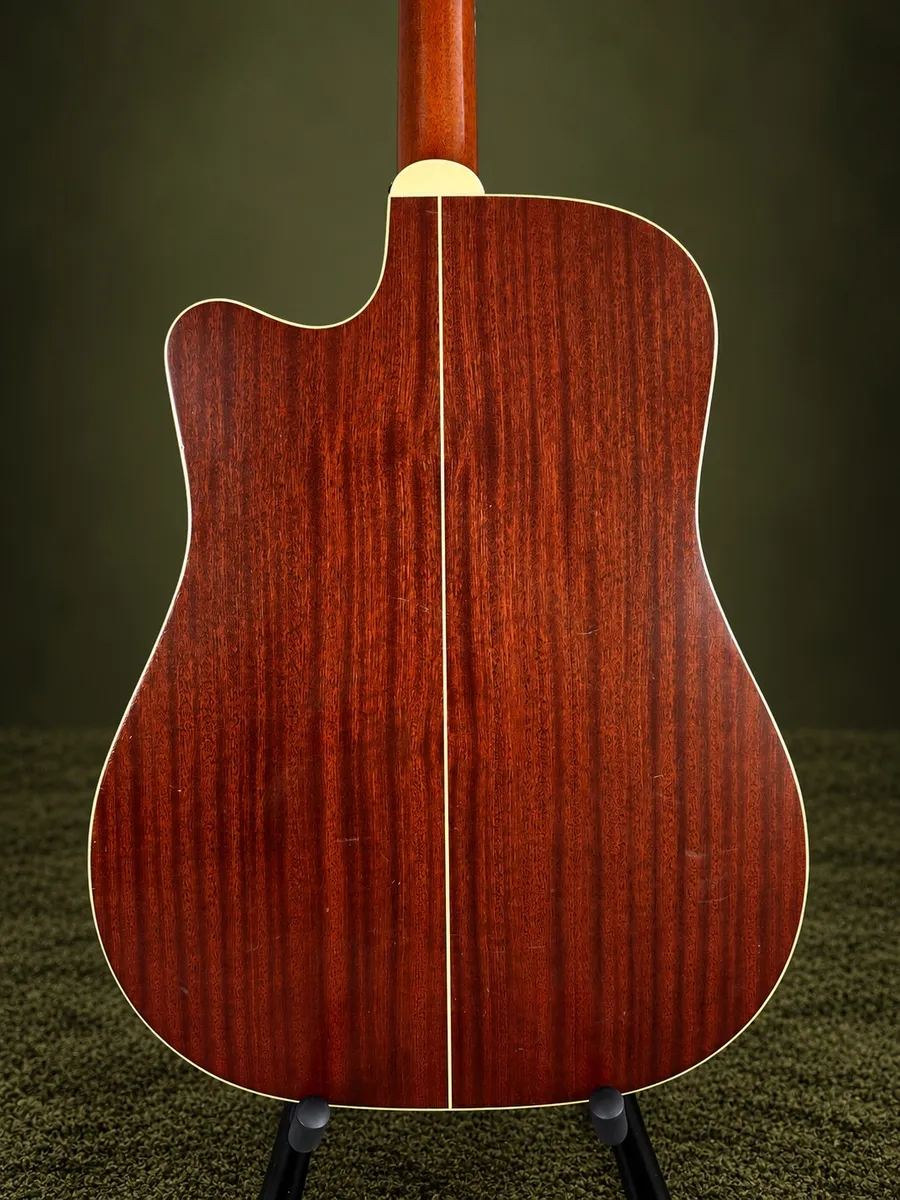 TAKAMINE ETN10c — foto 4 de 7