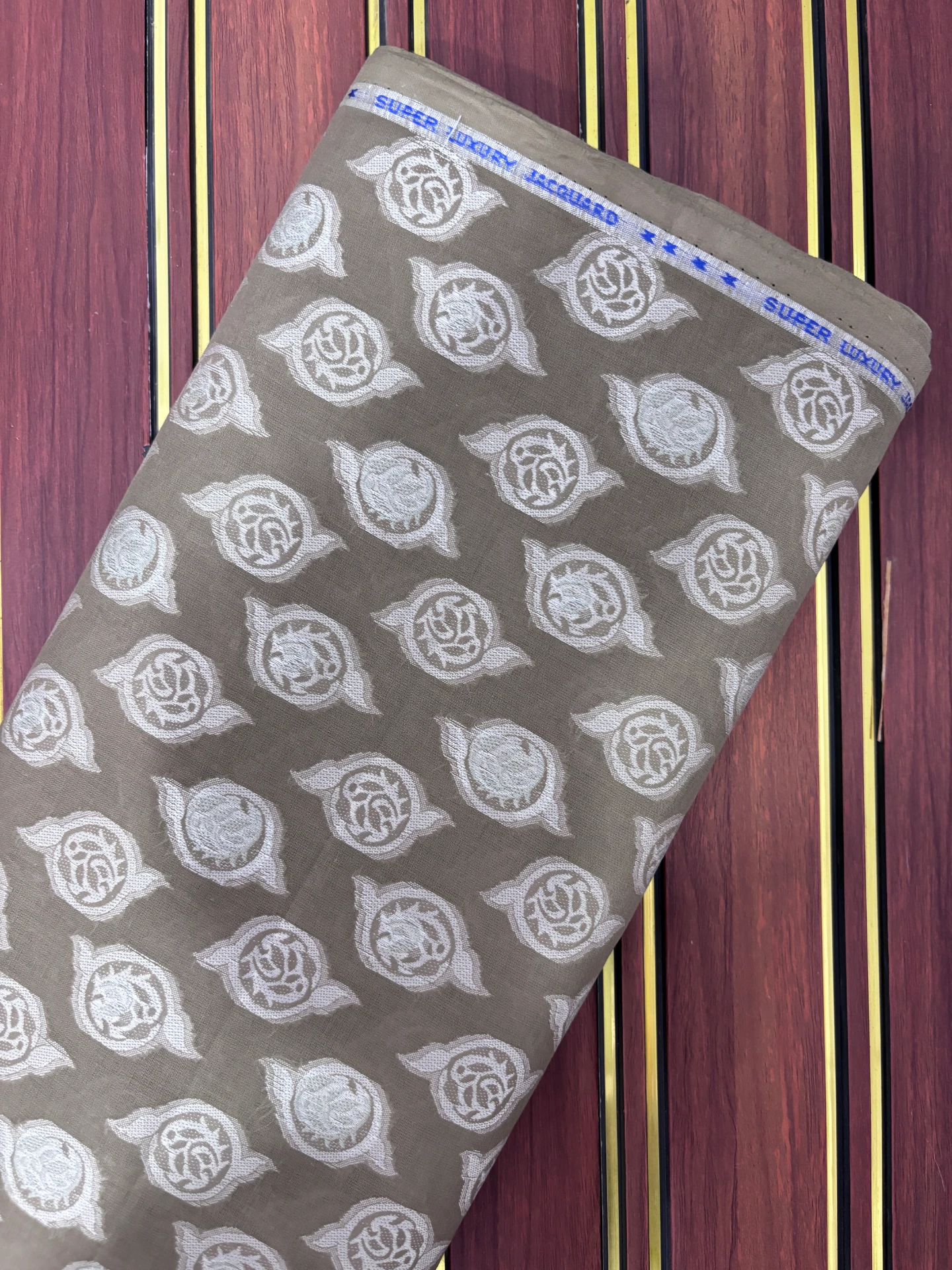 Luxury Jacquard Cotton Silver Butta 