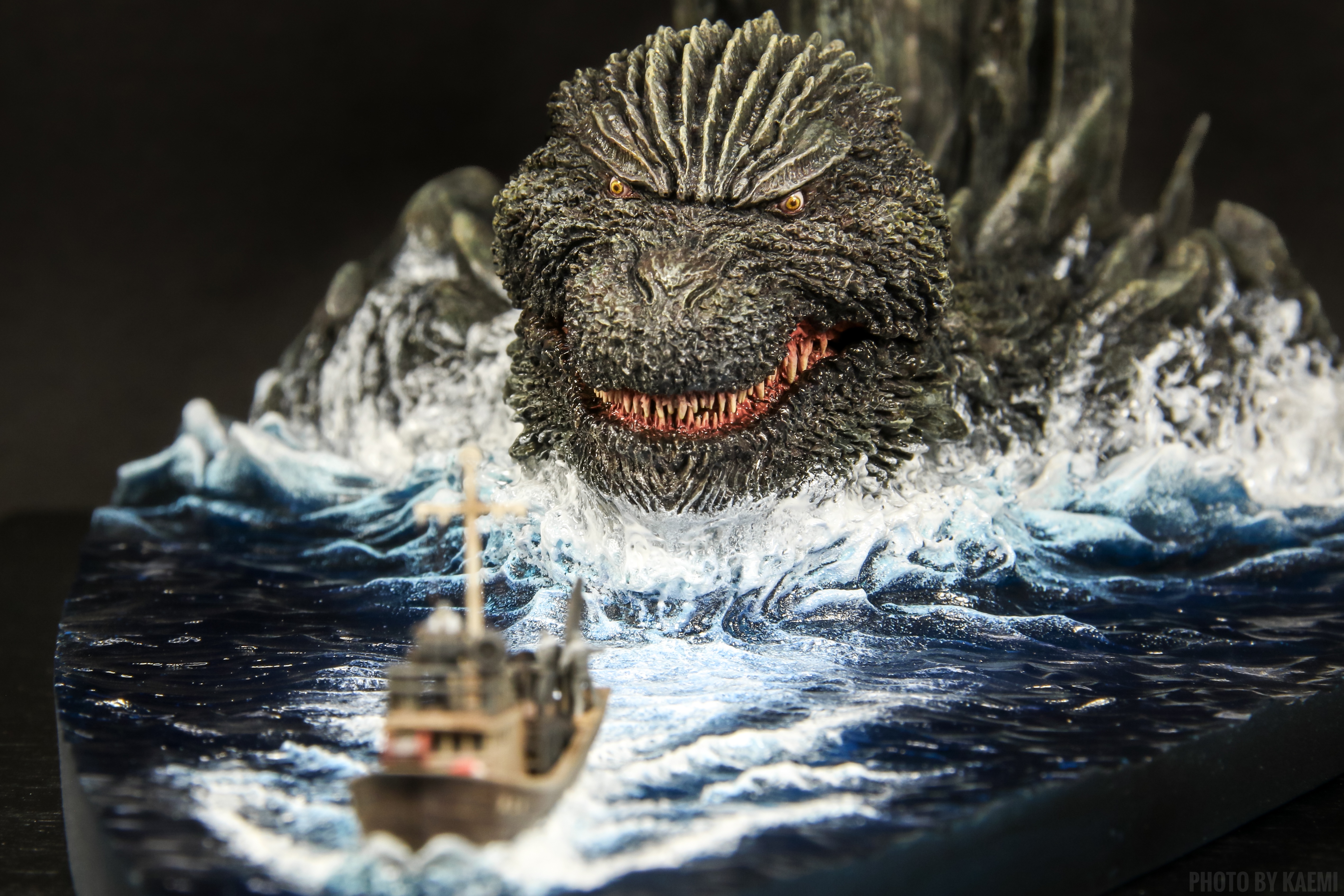 ゴジラー1.0 泳ぎゴジラ 2