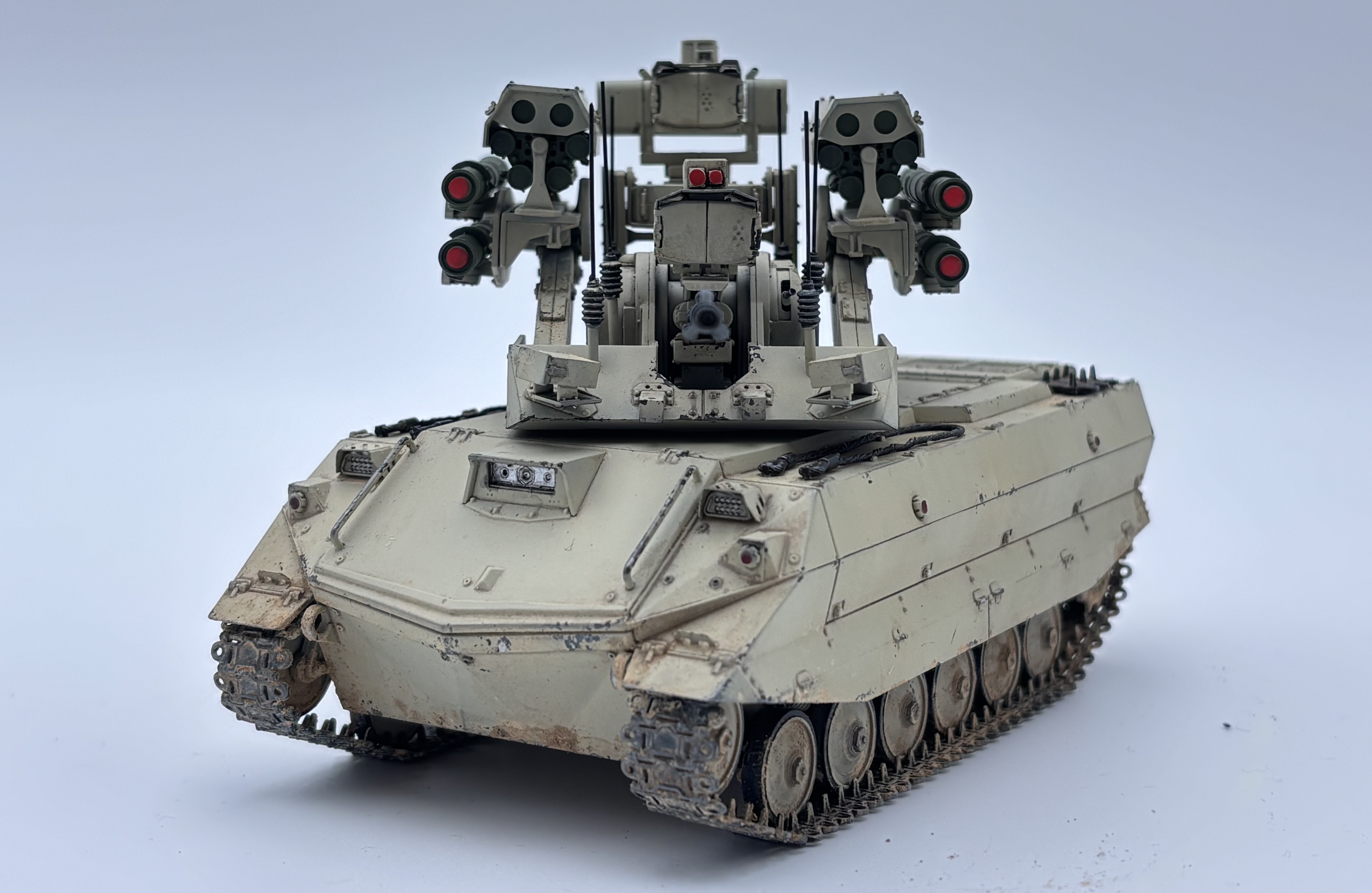 Uran-9 4