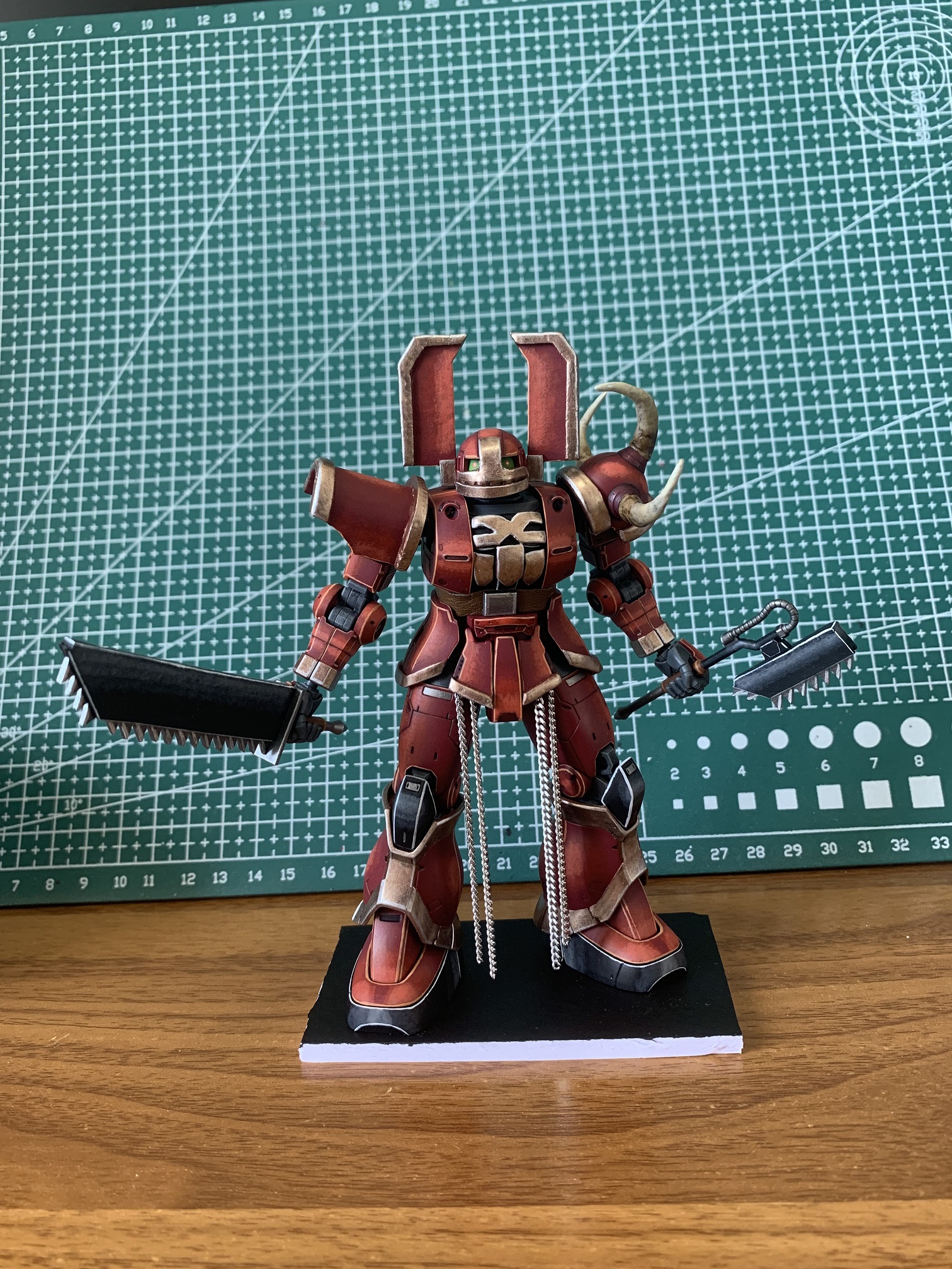HG GTO CHAR ZAKU2 WITH KHORNE BERZERKER OF WARHAMMER