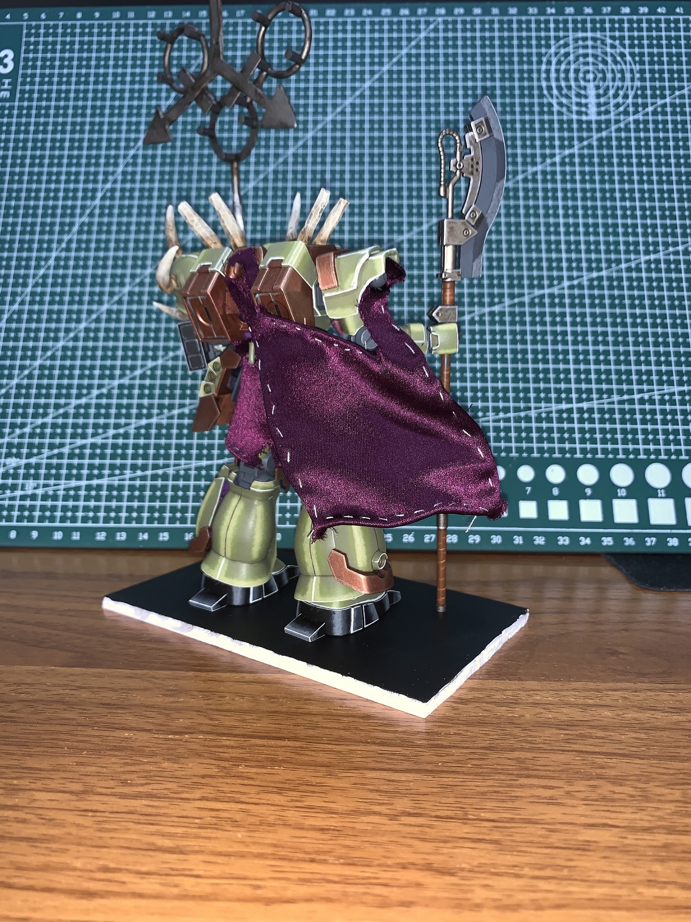 HG ZAKU F2000 with Death Guard Terminator of Warhammer40k 3