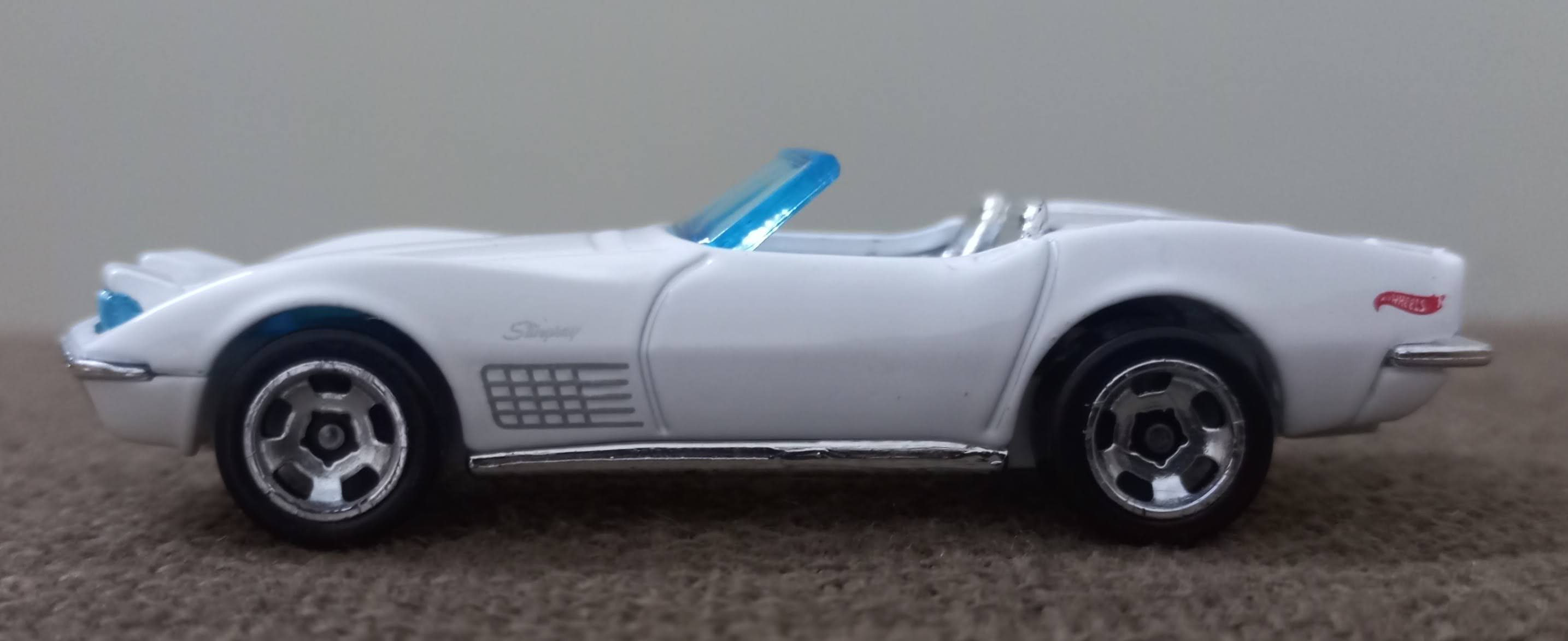 Hot Wheels Chevy Stingray