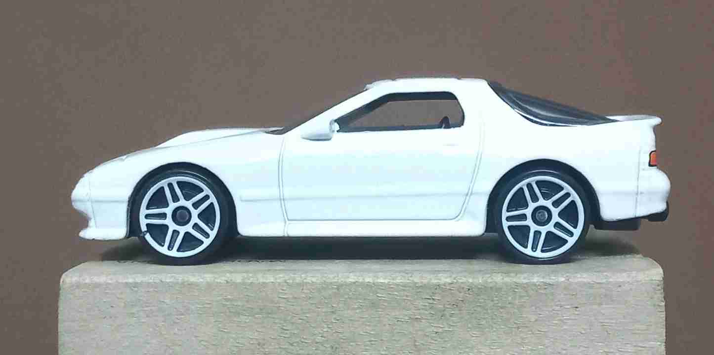 Hot Wheels Mazda Savanna RX 7 FC35
