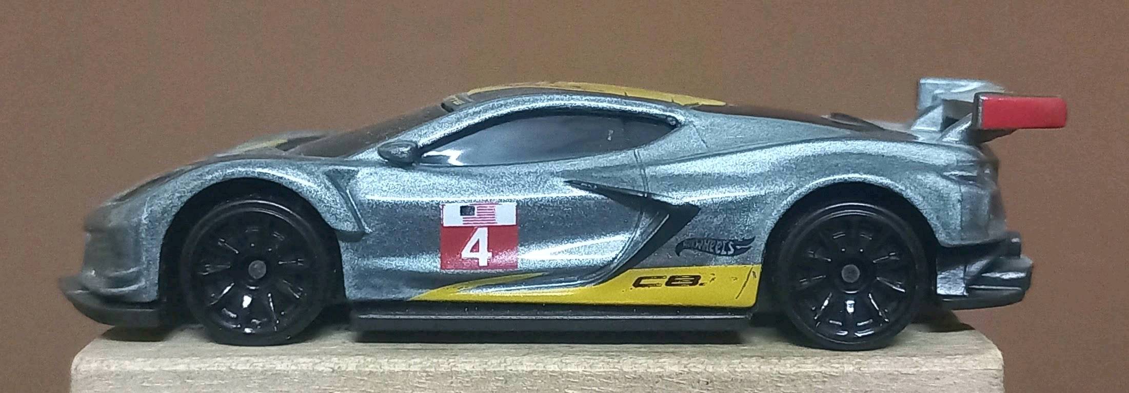 Hot Wheels Chevrolet CORVETTE CR 8