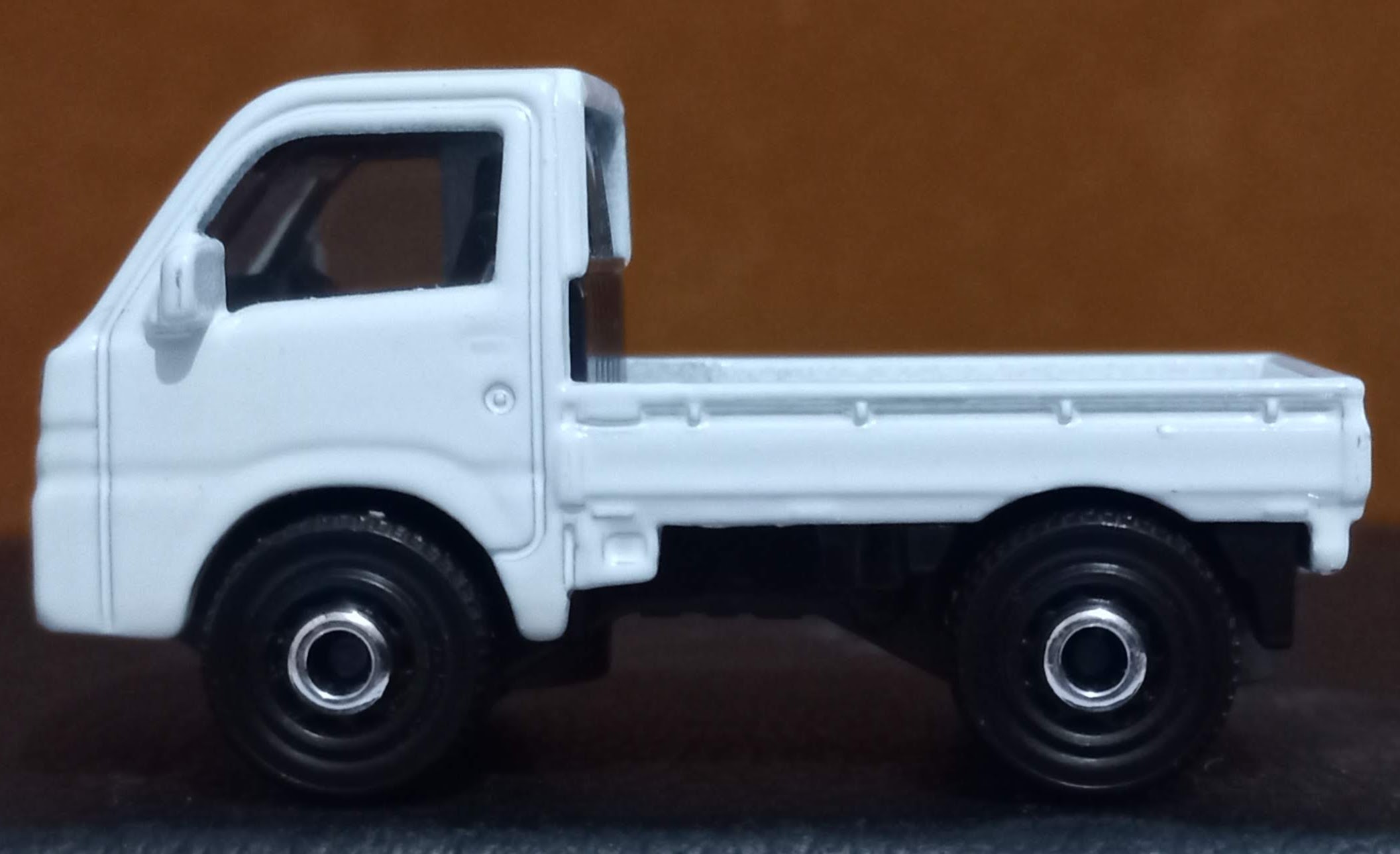 Matchbox Subaru Sambar