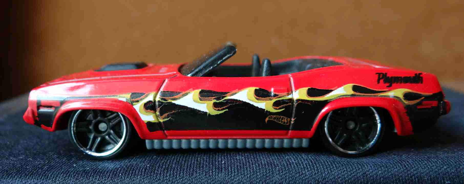 Hot Wheels Plymouth Barracuda