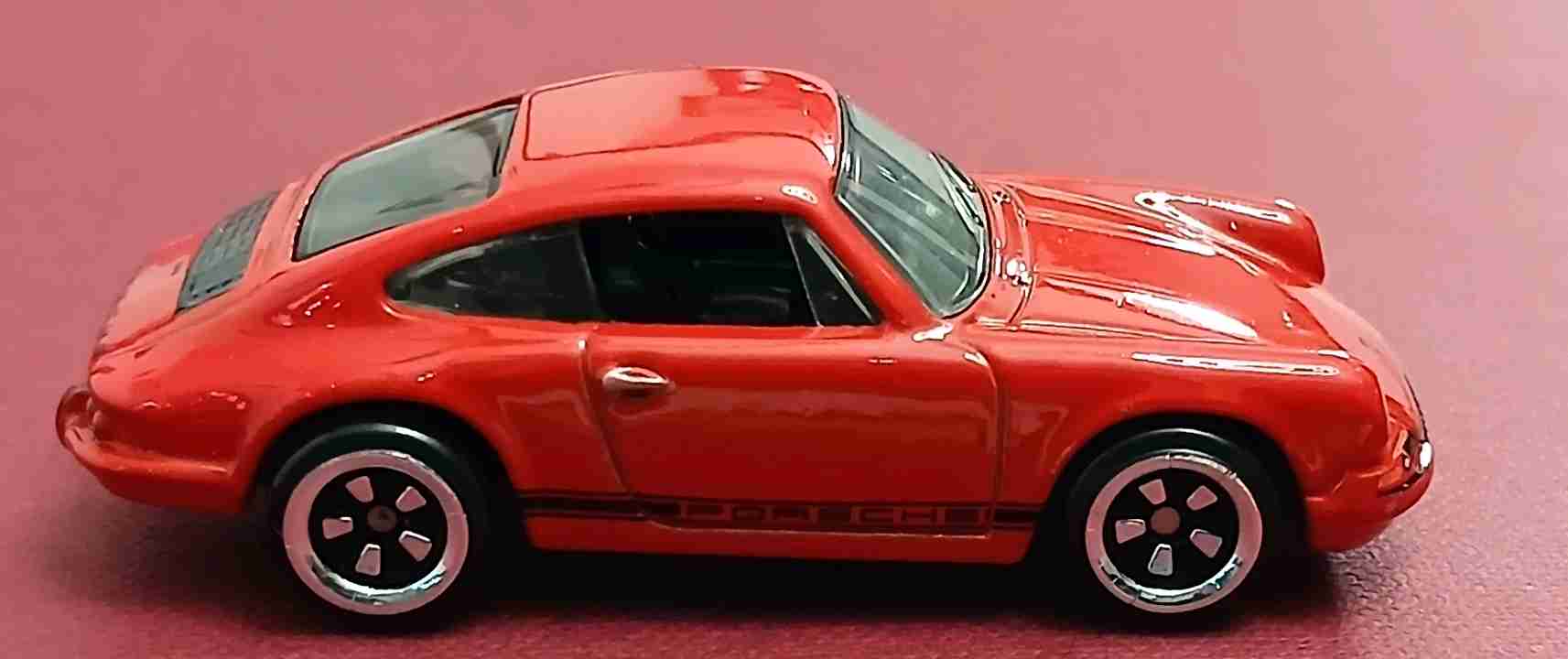 Hot Wheels Porsche 911 R