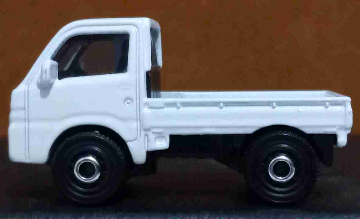 Matchbox Subaru Sambar