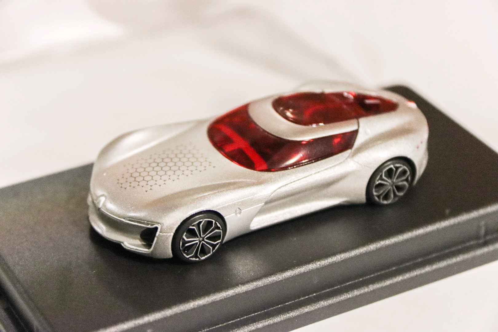 Norev Renault Trezor