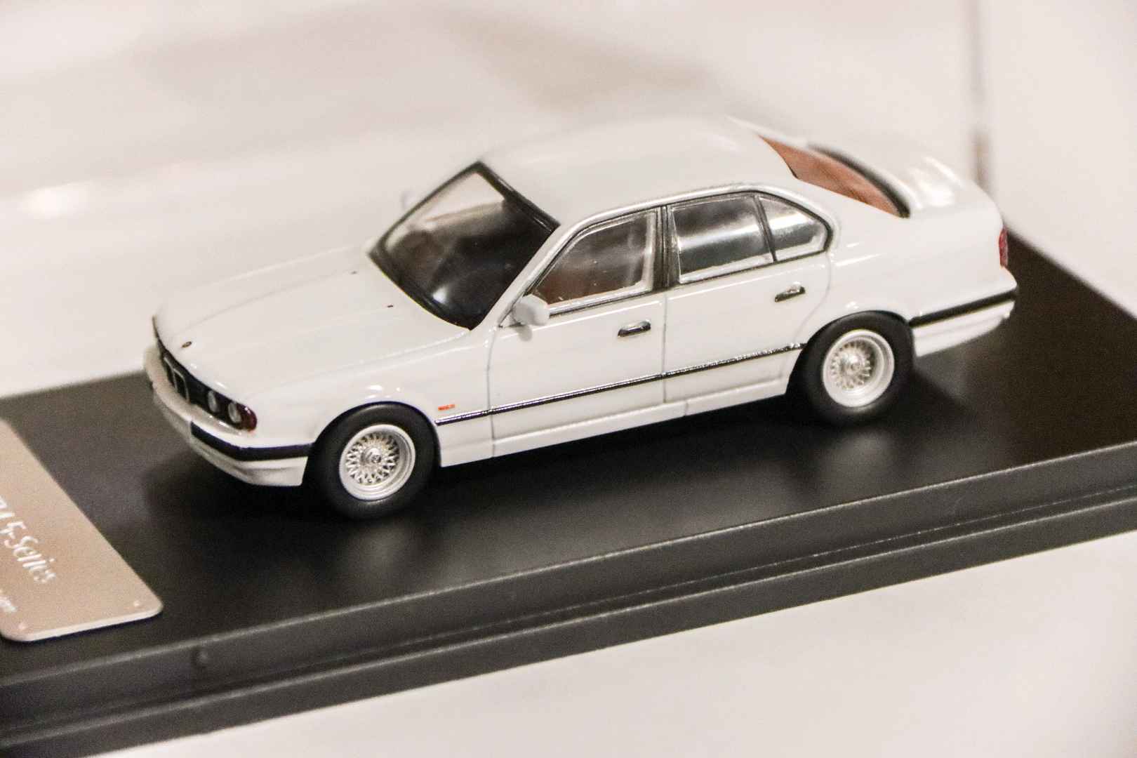 DCM BMW 5 Series E34