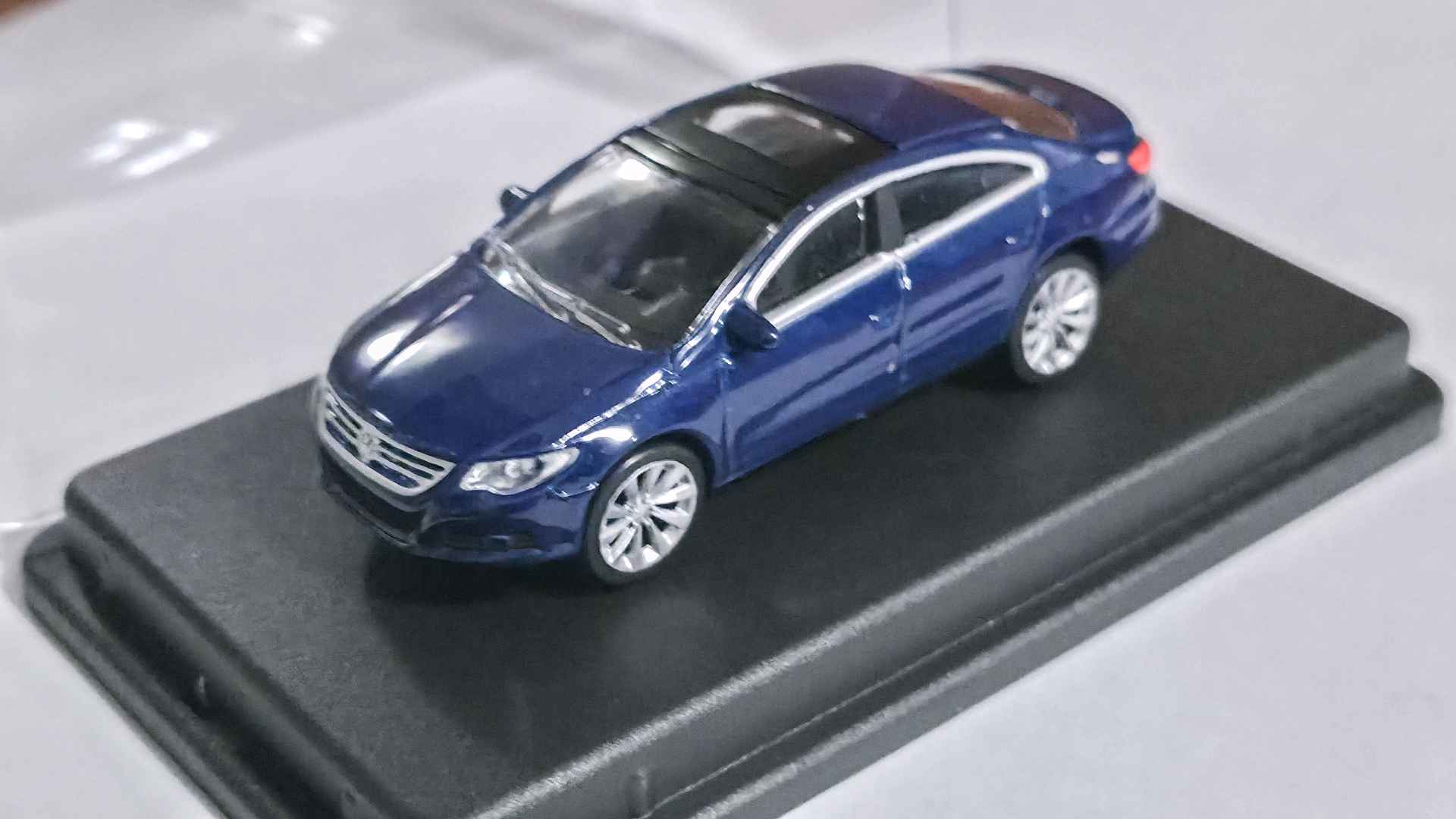 Norev Volkswagen Passat CC