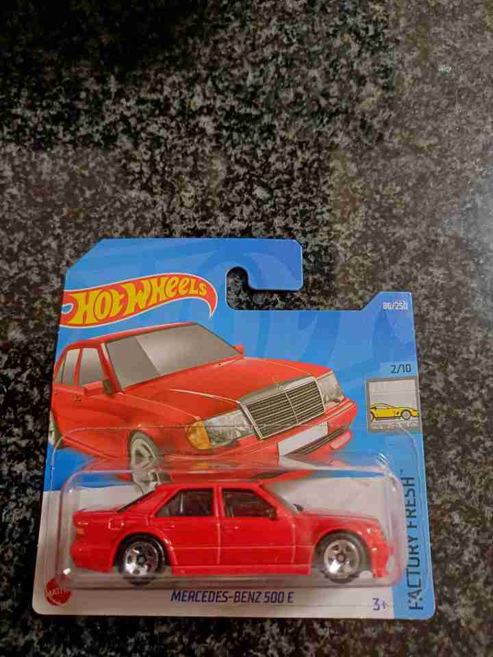 Hot Wheels Mercedes 500 E