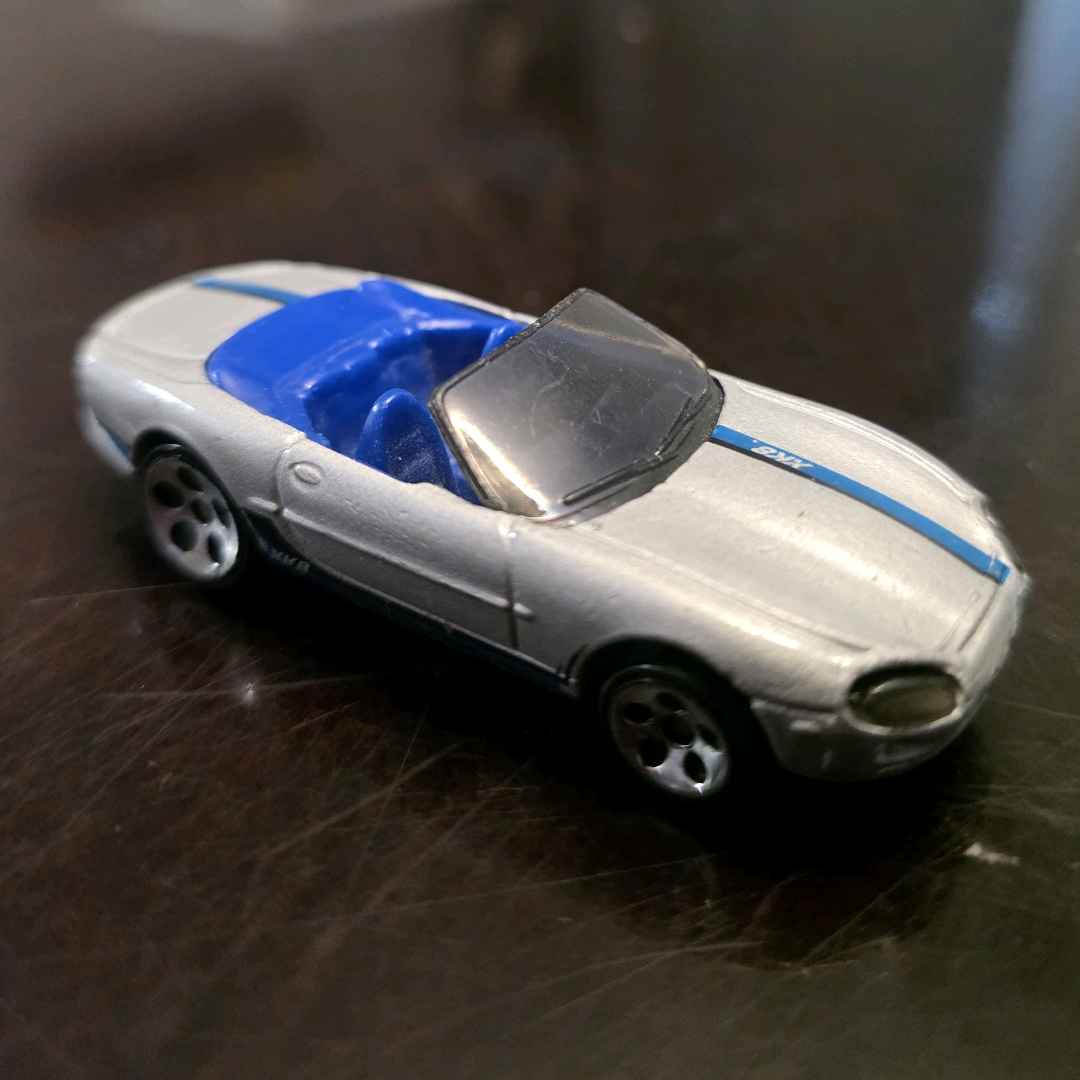 Hot Wheels Jaguar XK-8
