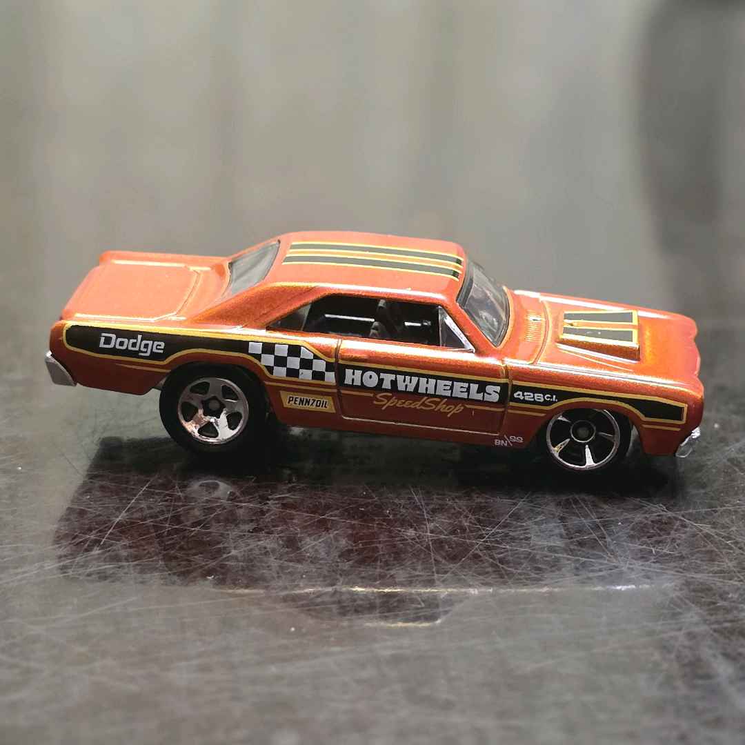 Hot Wheels Dodge Dart