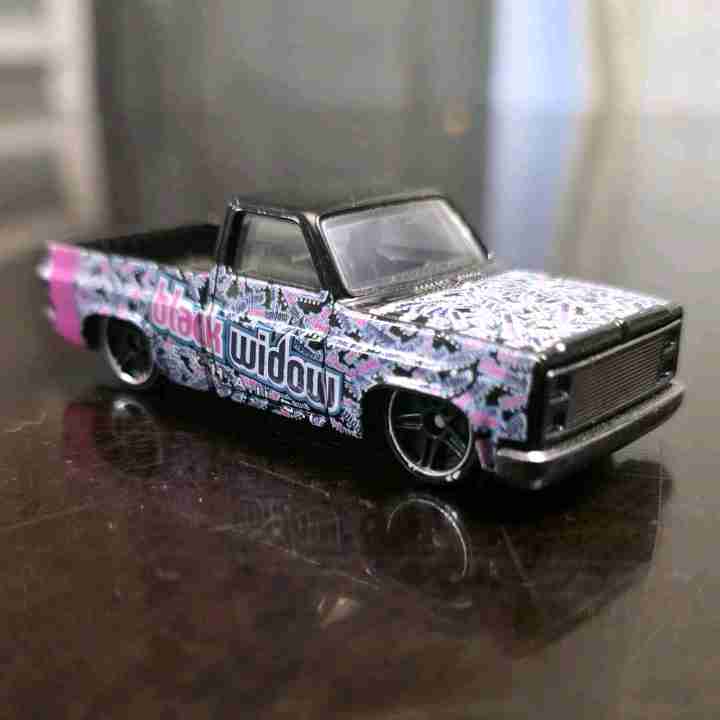 Hot Wheels Chevy Silverado