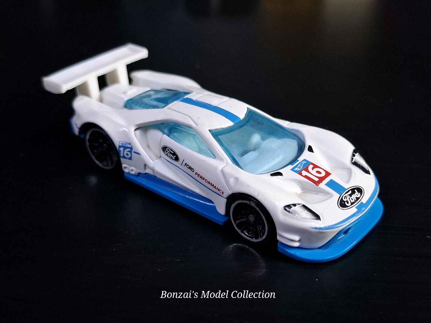 Hot Wheels Ford GT Race