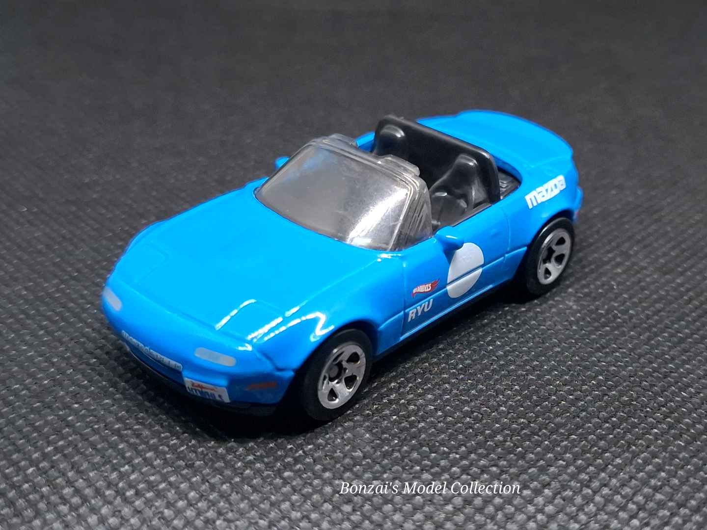 Hot Wheels Mazda MX-5 Miata
